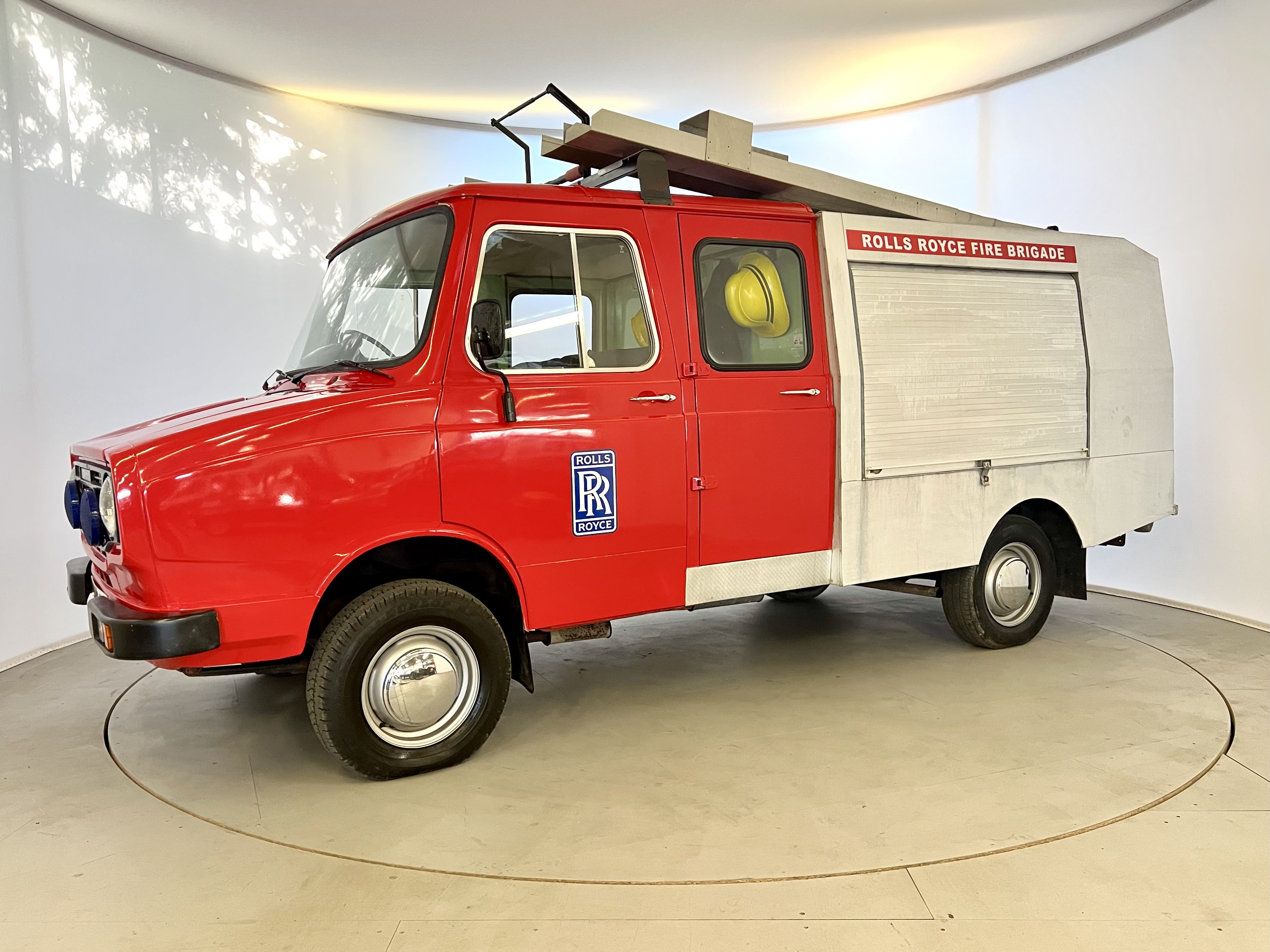 Leyland Sherpa Fire Tender - Image 4 of 39