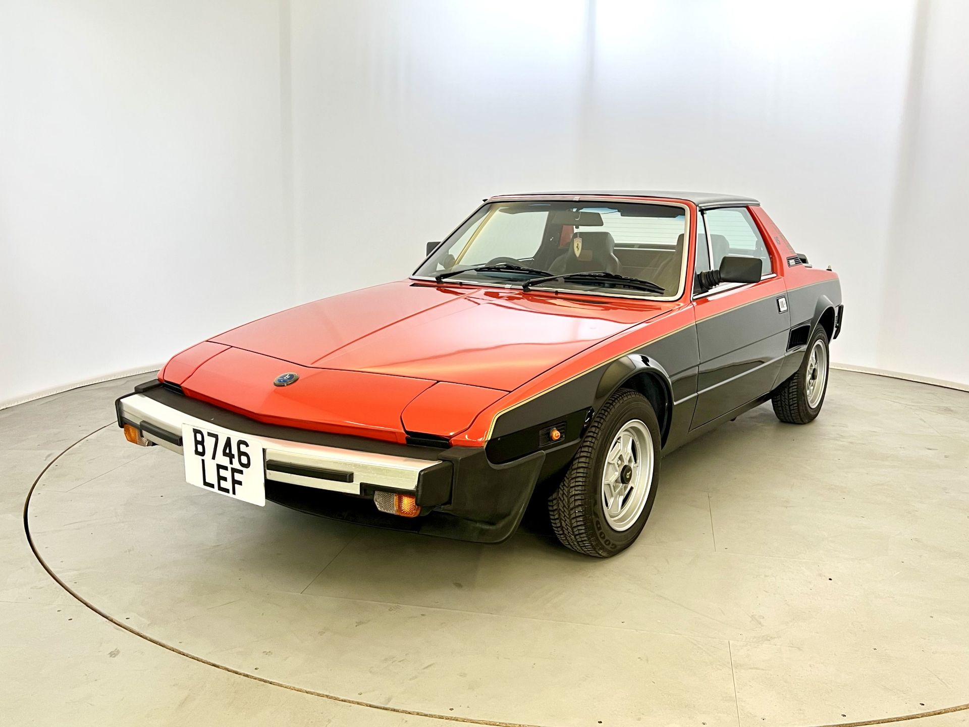 Fiat X1/9 VS - Image 3 of 30