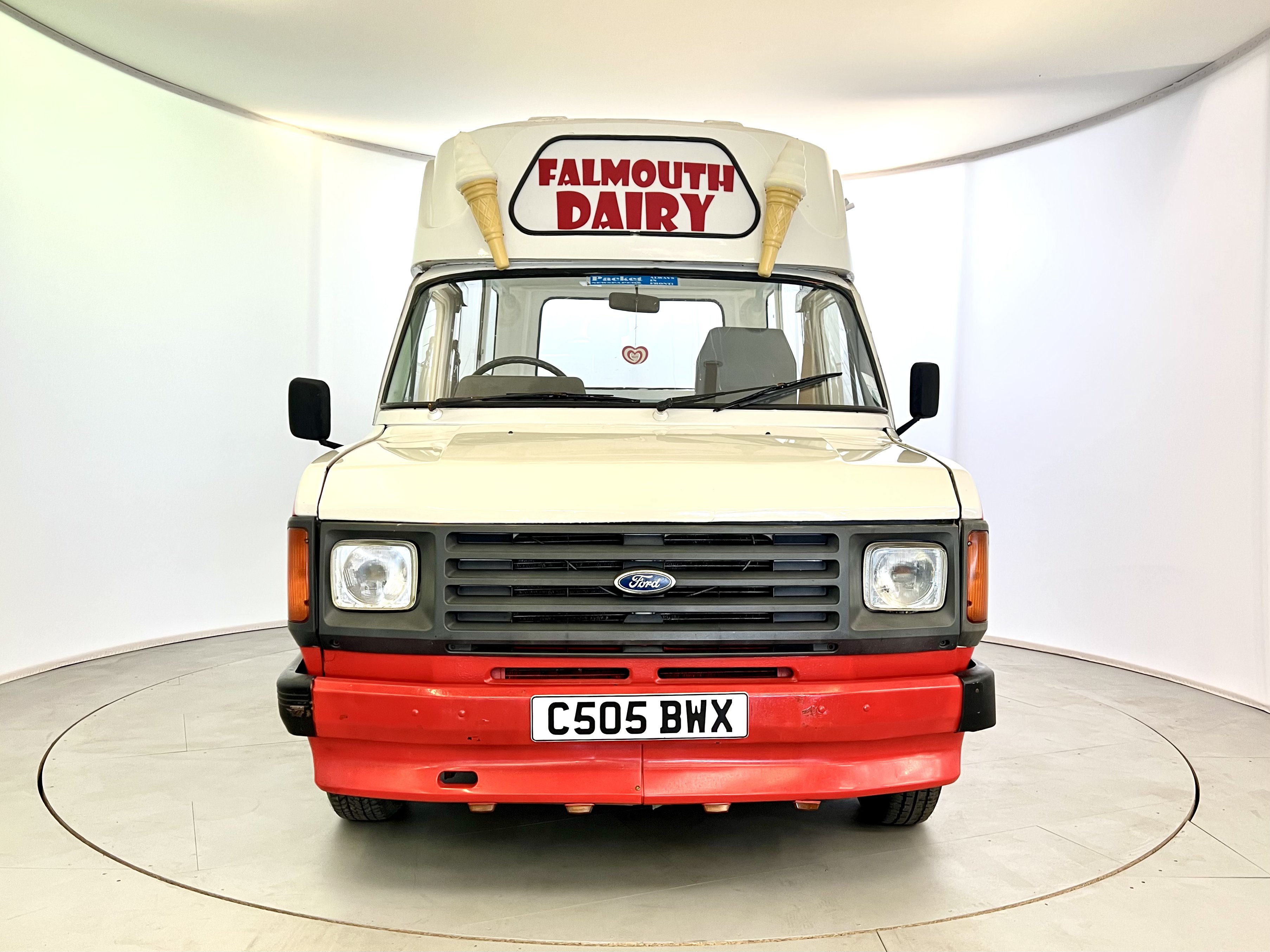 Ford Transit Ice Cream Van - Image 2 of 31