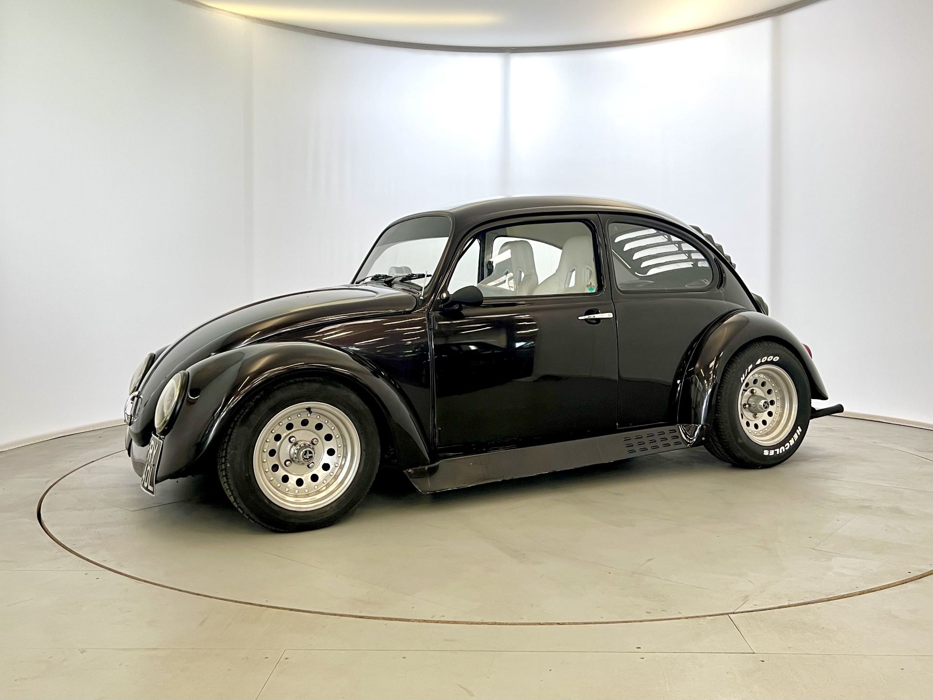 Volkswagen Beetle - Image 4 of 31