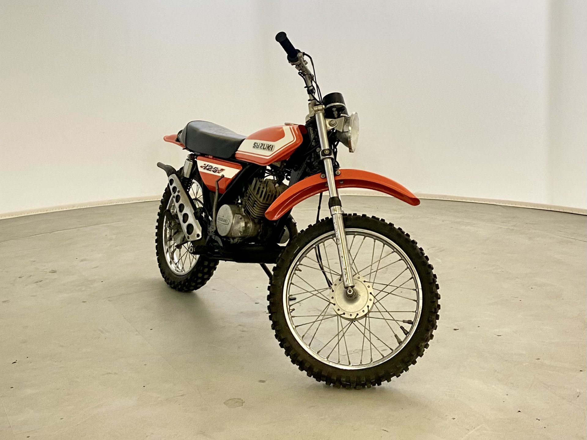 Suzuki TS125 Duster - Image 2 of 17