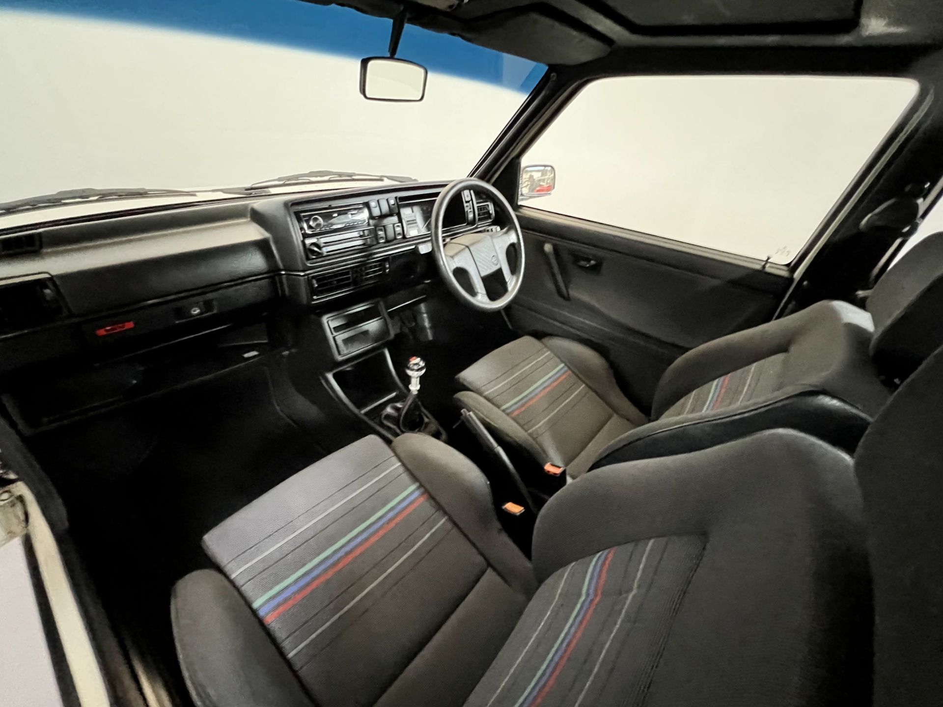 Volkswagen Golf GTI 16V - Image 23 of 28