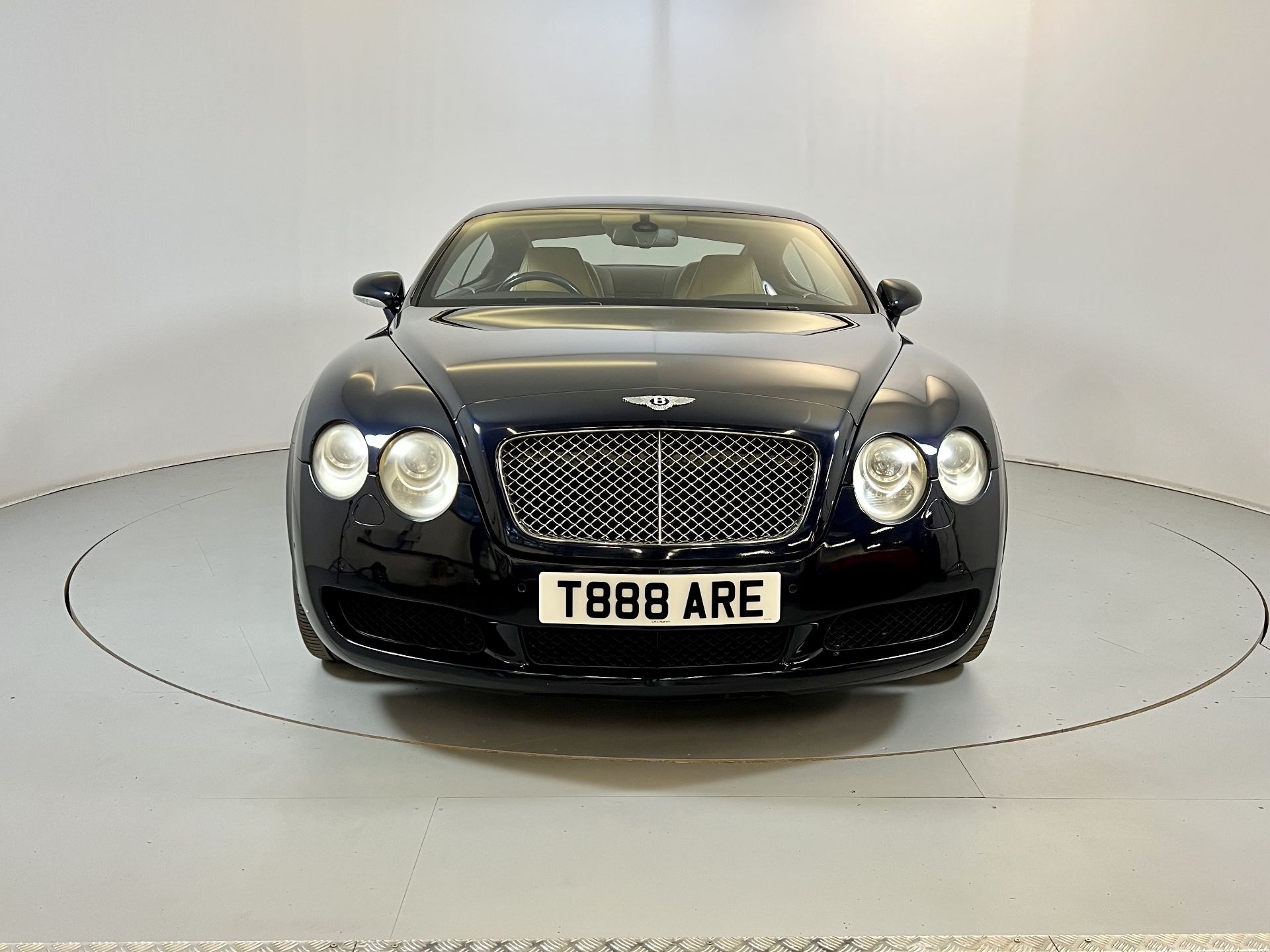 Bentley Continental GT - Image 2 of 29