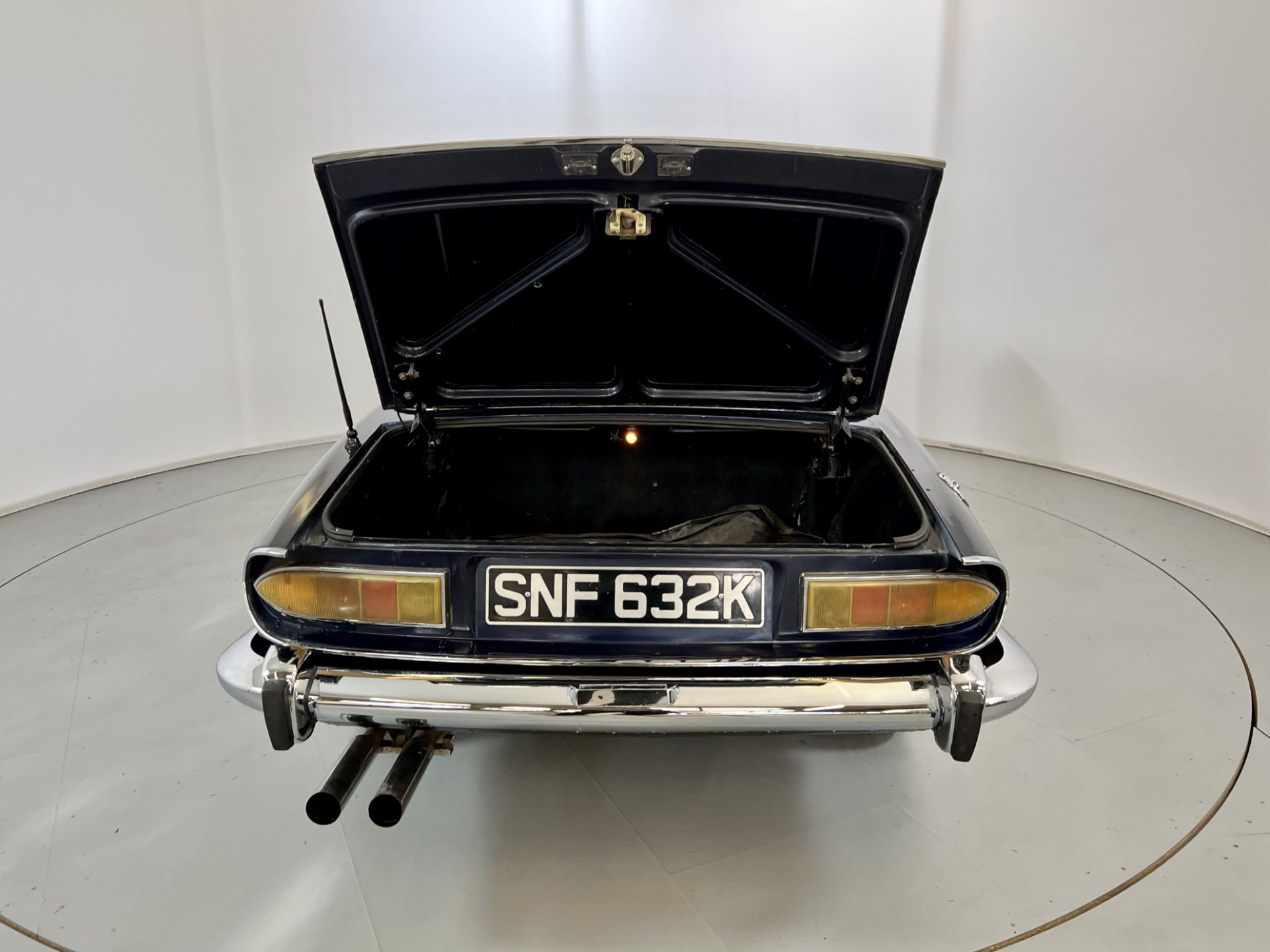 Triumph Stag - Image 29 of 29