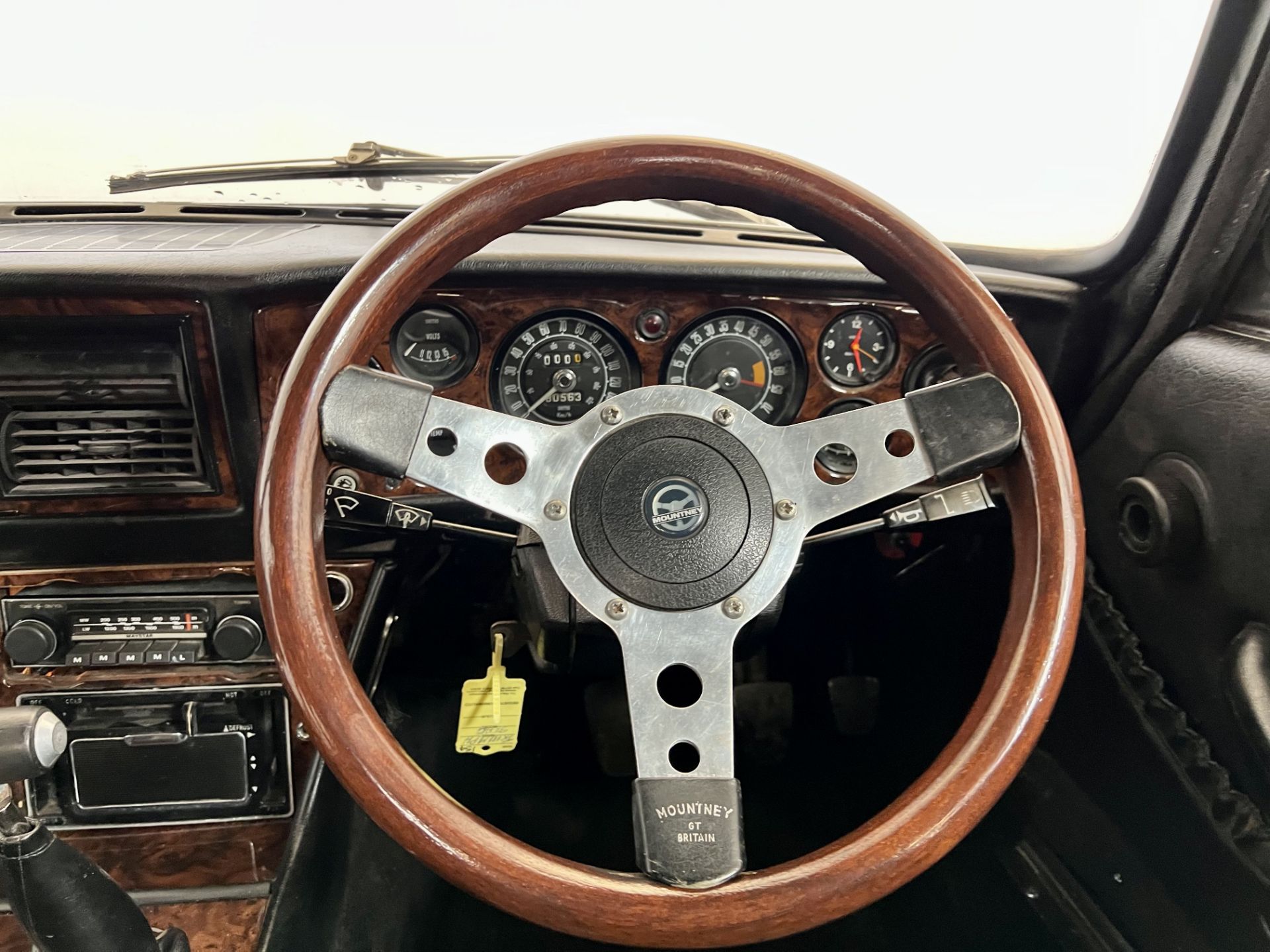 Triumph Stag - Image 25 of 29