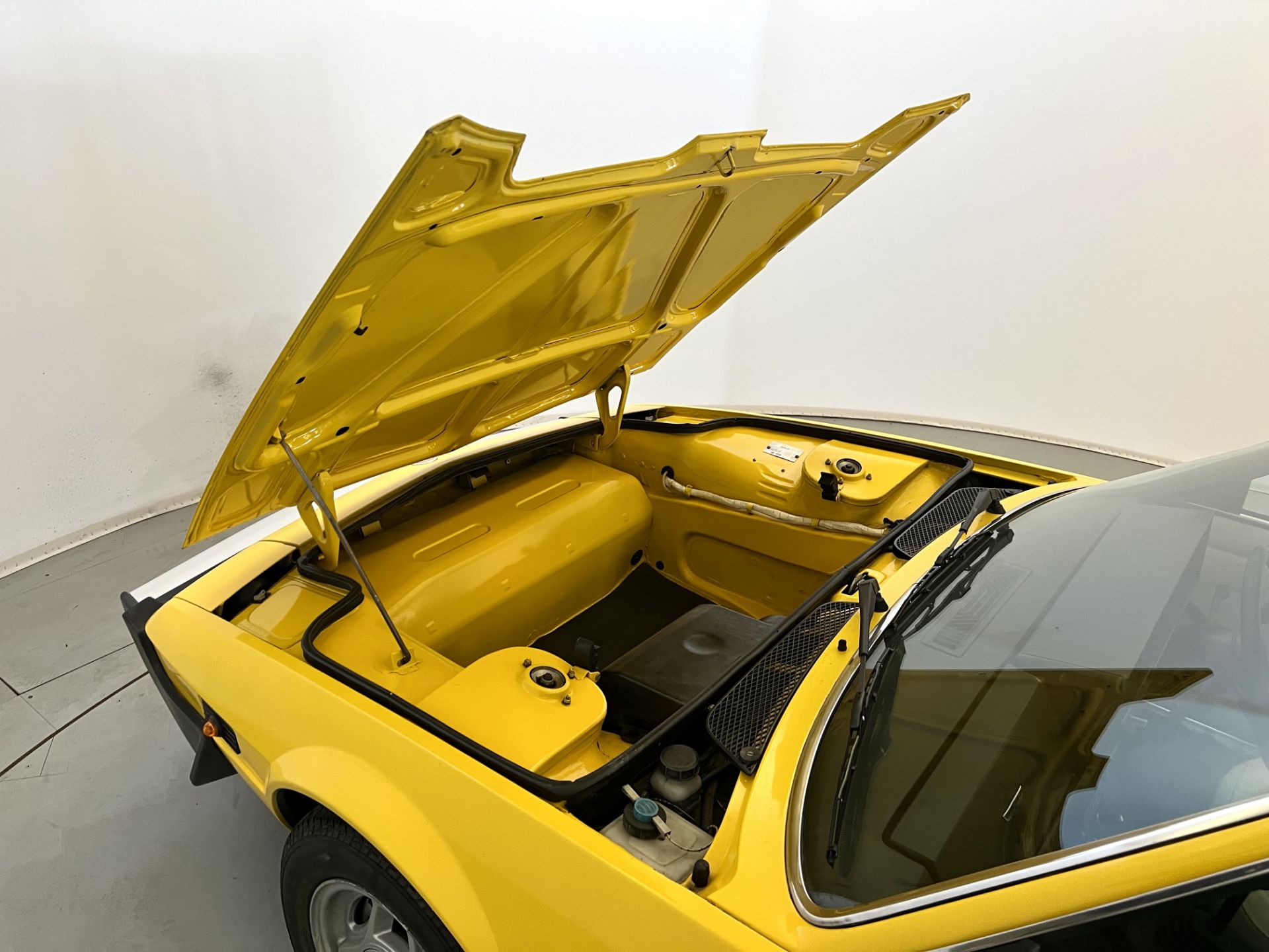 Fiat X1/9 - Image 30 of 31