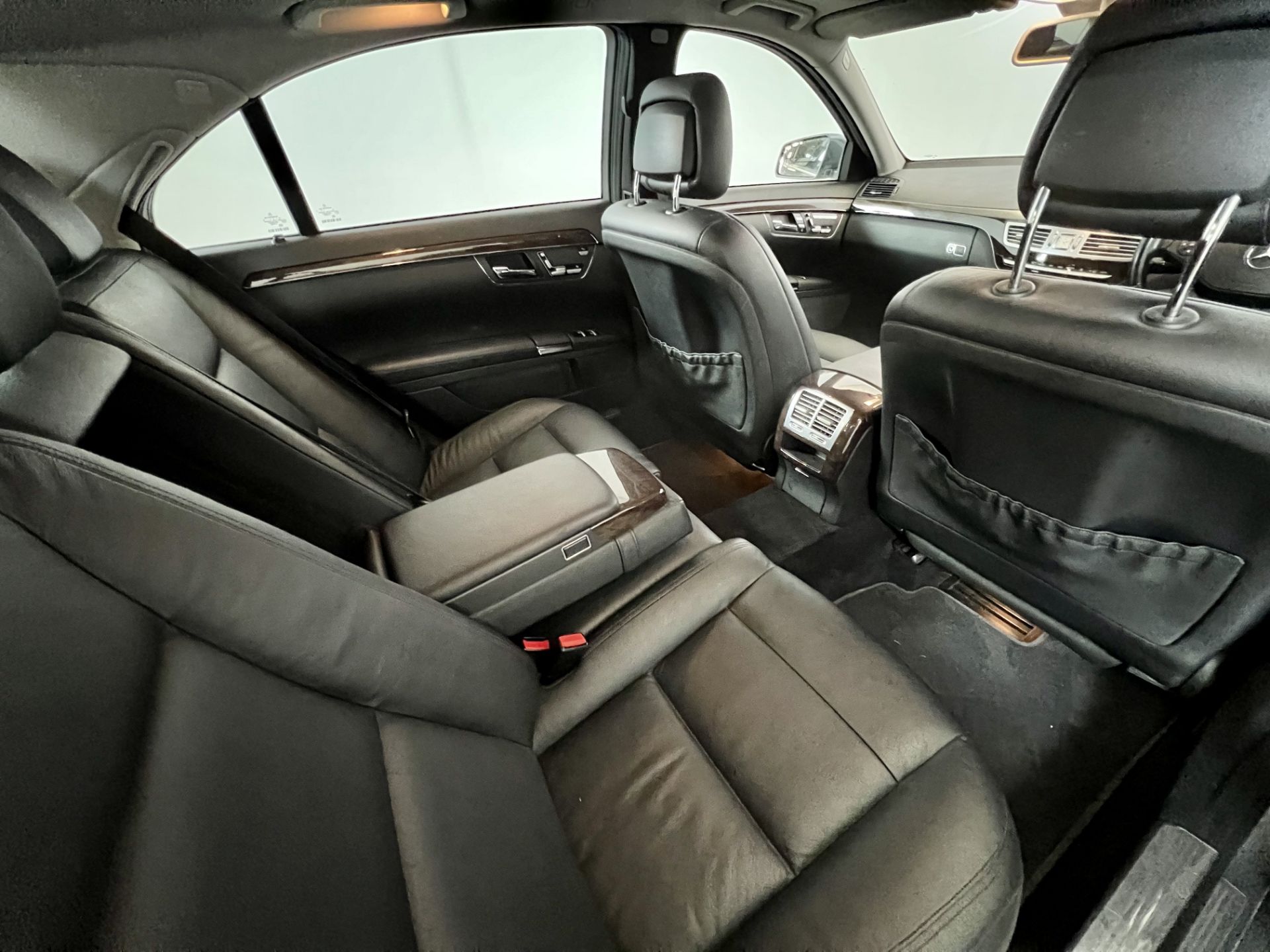 Mercedes-Benz S500L - Image 21 of 35