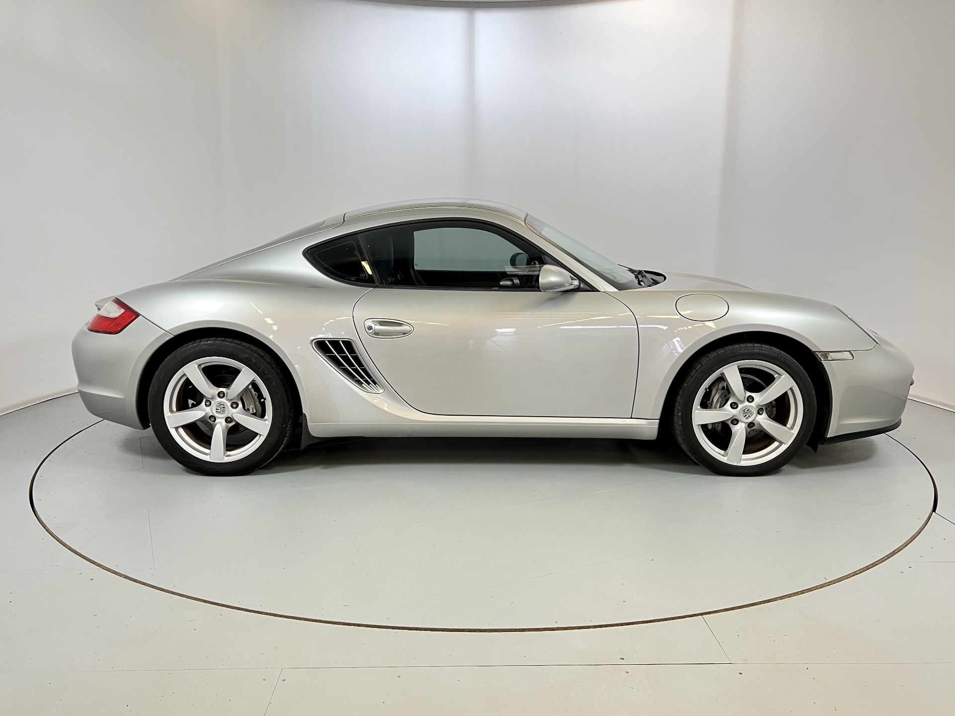 Porsche Cayman - Image 11 of 28