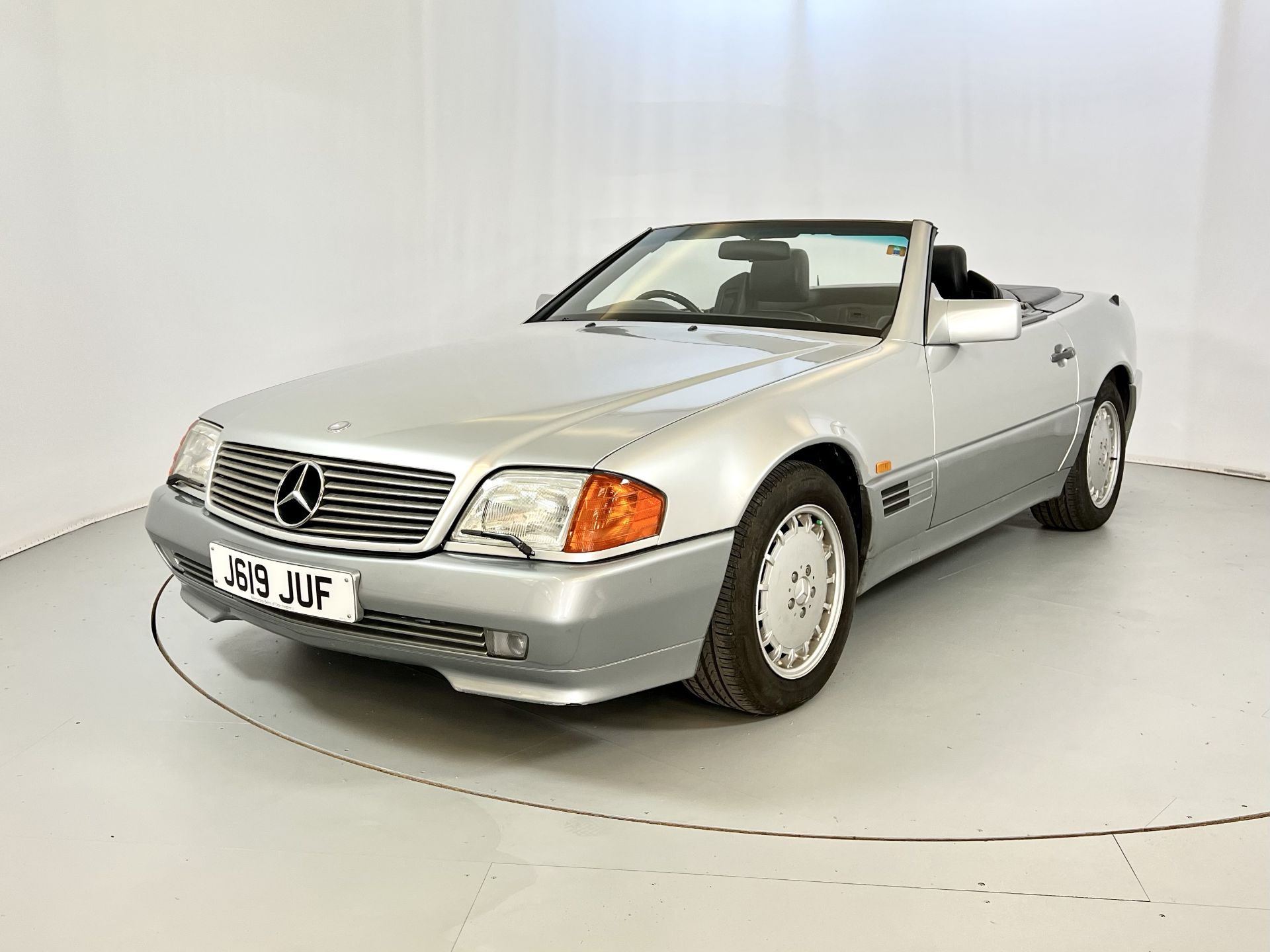 Mercedes-Benz 300SL-24V - Image 14 of 34