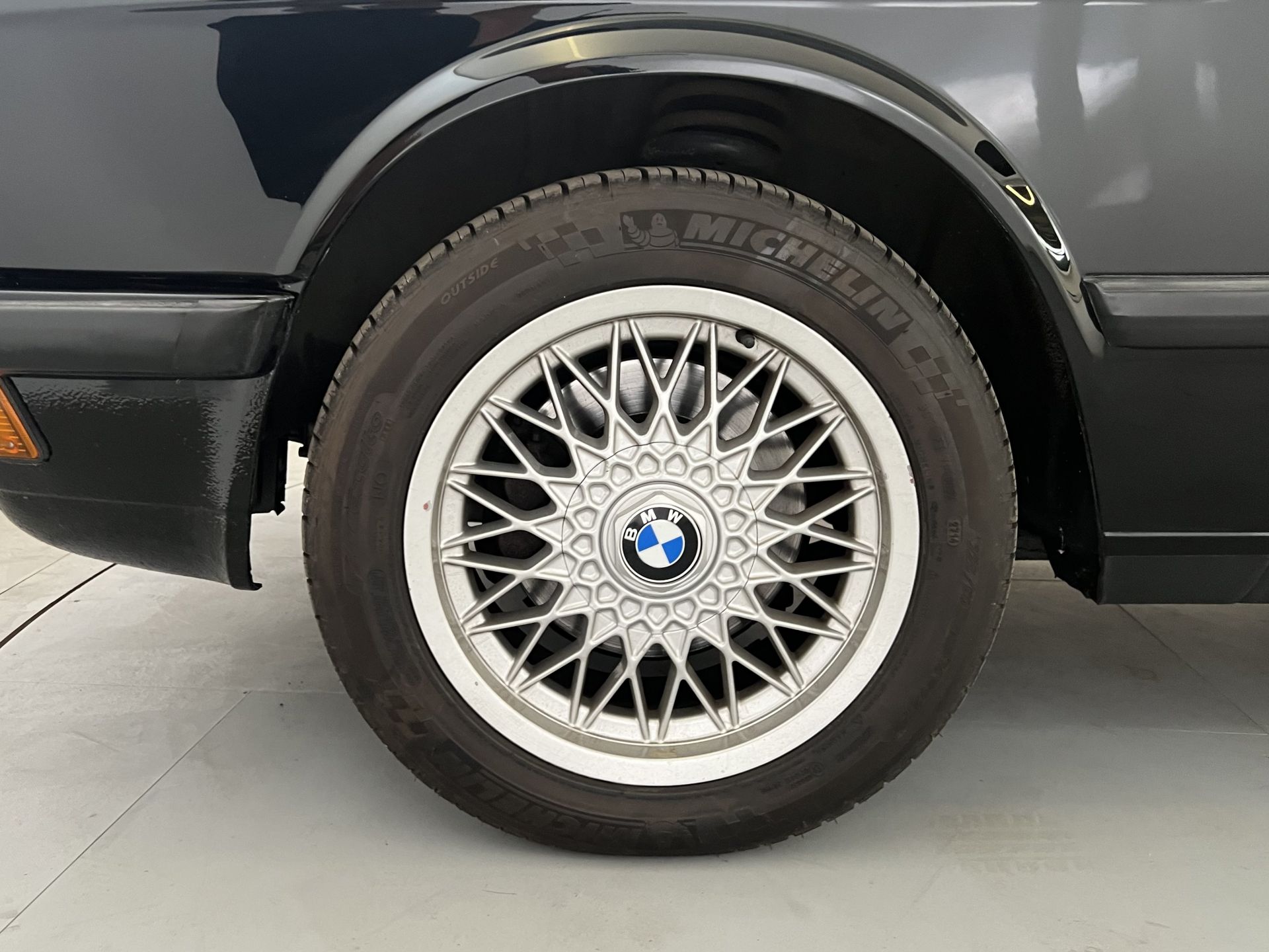 BMW M5 - Image 15 of 41