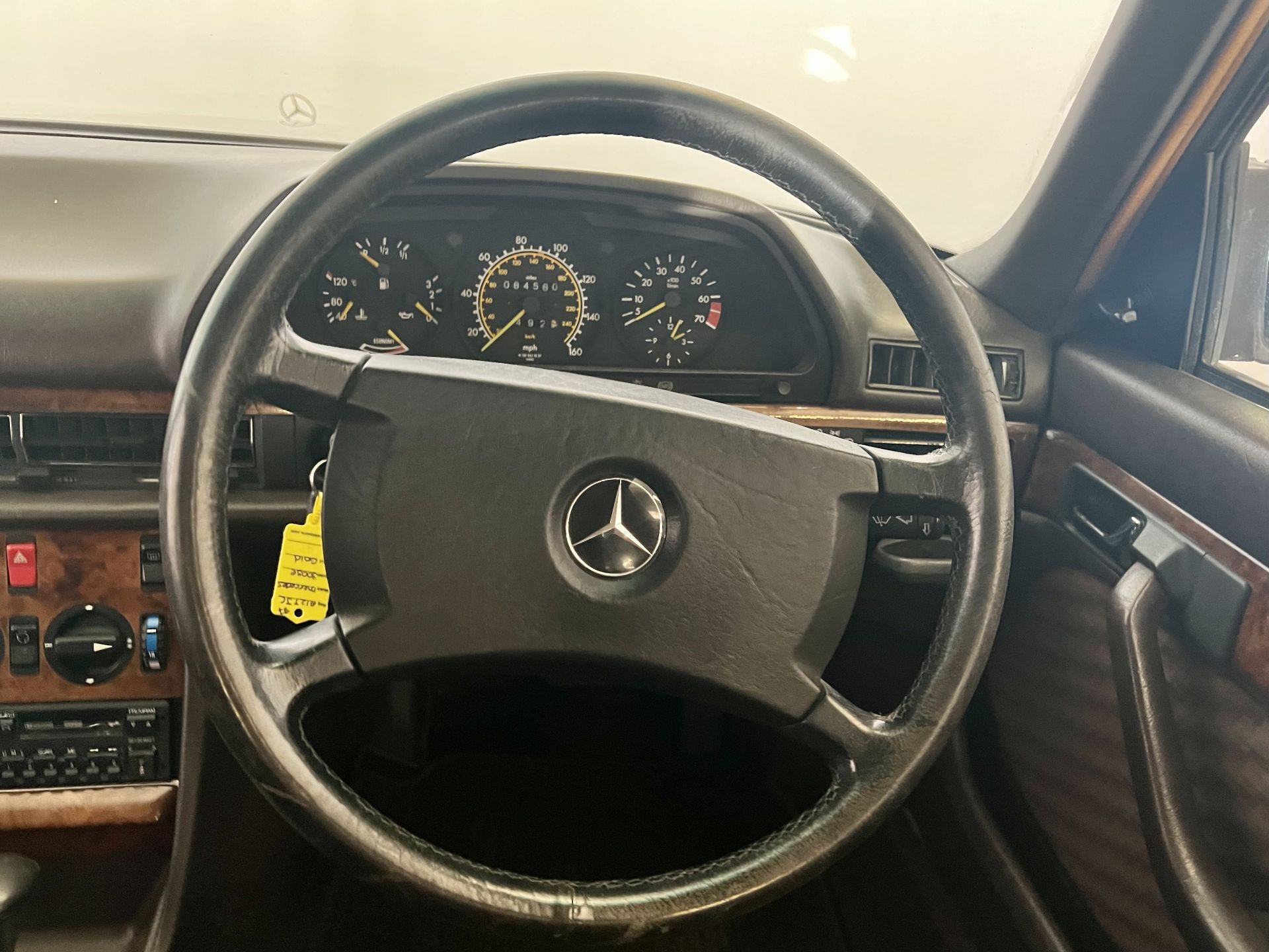 Mercedes-Benz 300SE - Image 30 of 35