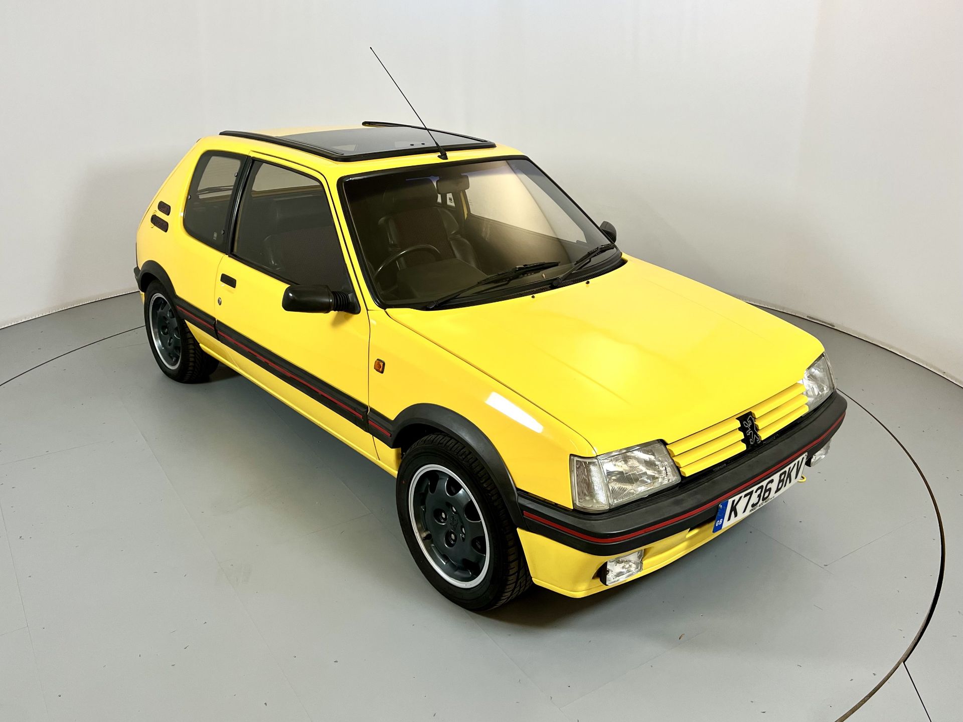 Peugeot 205 GTI Prototype - Image 30 of 30