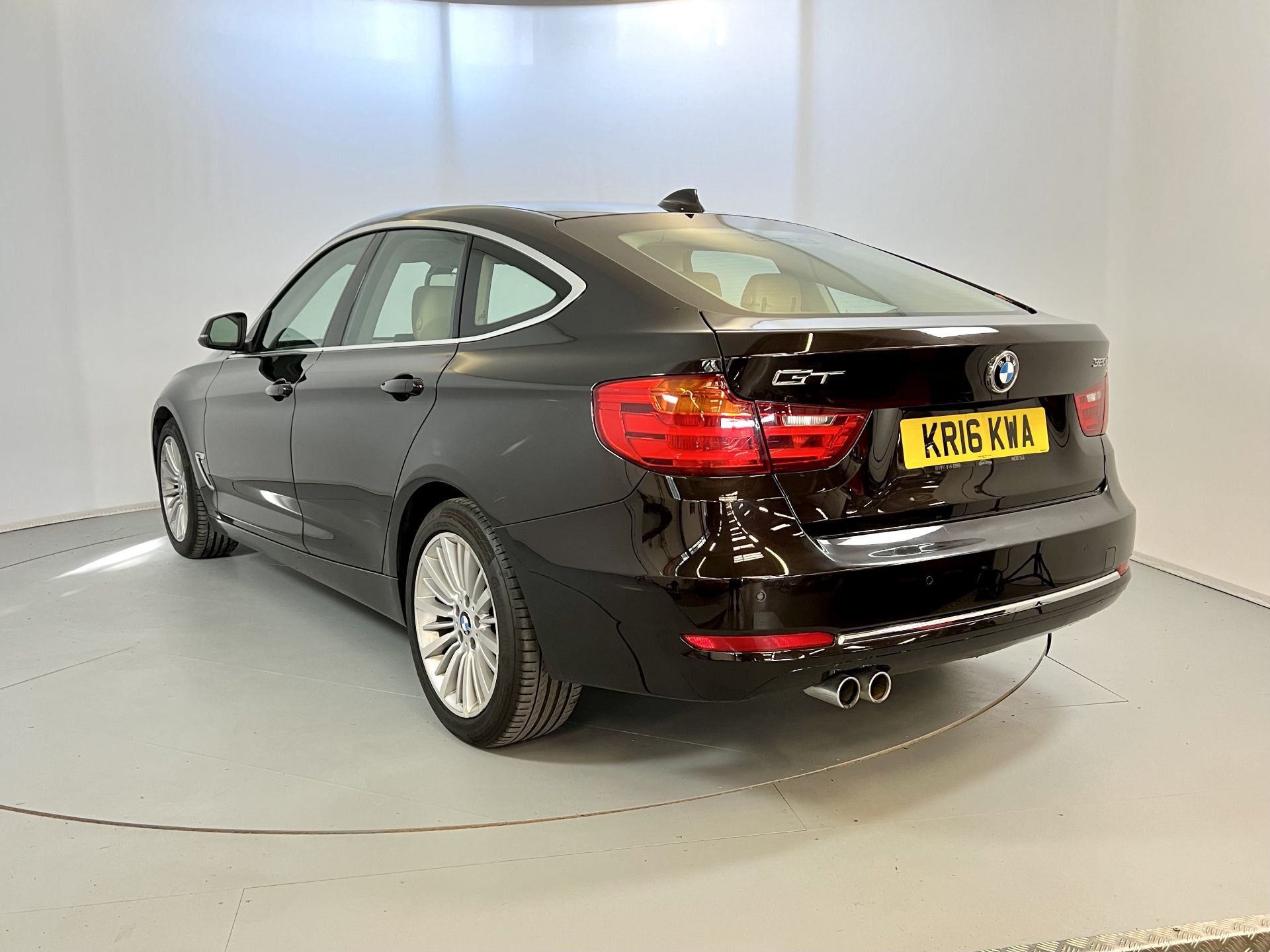 BMW 320D GT - Image 7 of 34