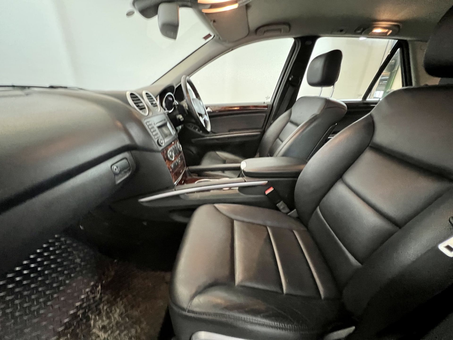 Mercedes-Benz ML280 - Image 27 of 34