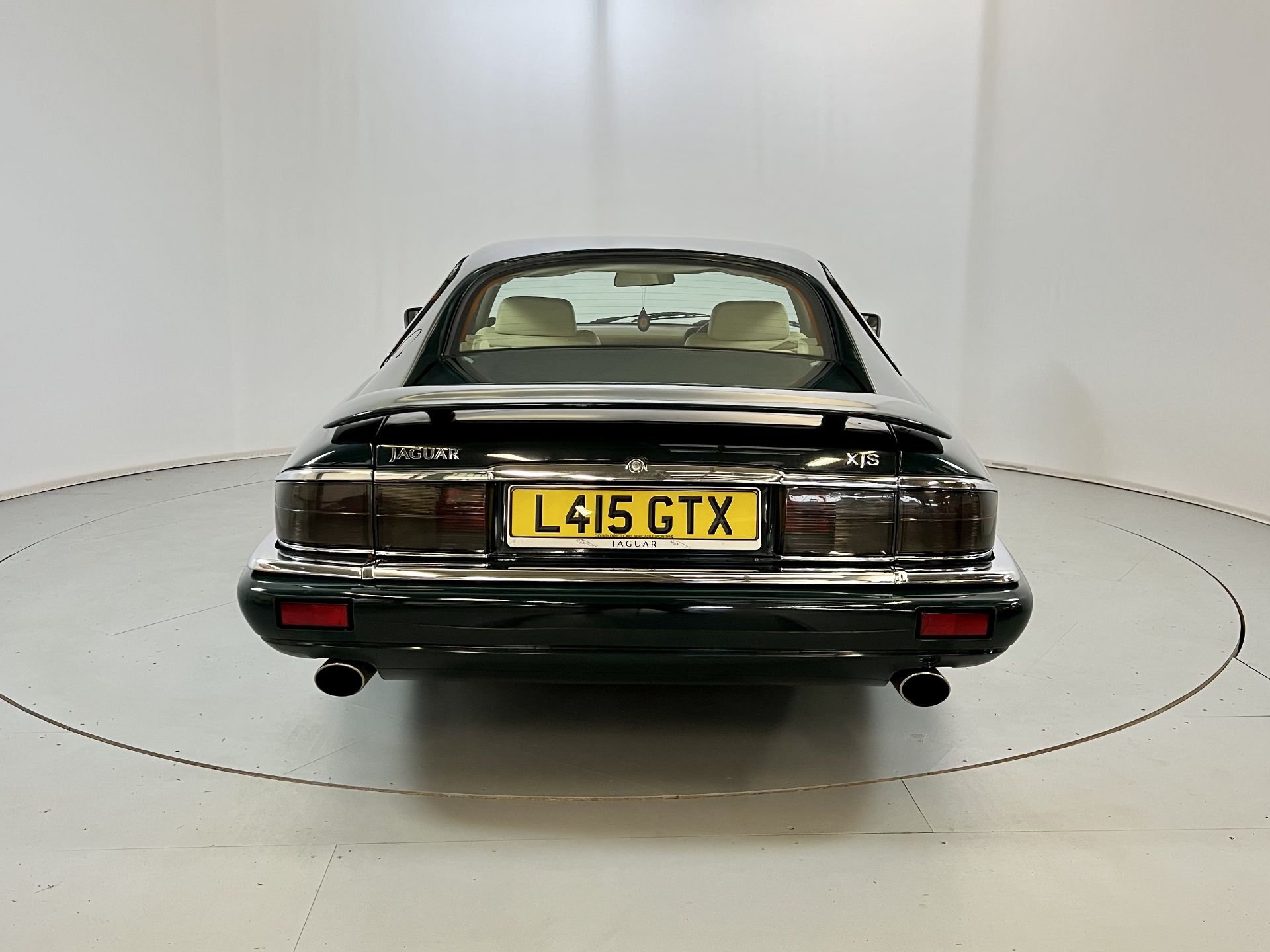 Jaguar XJS - Image 8 of 29