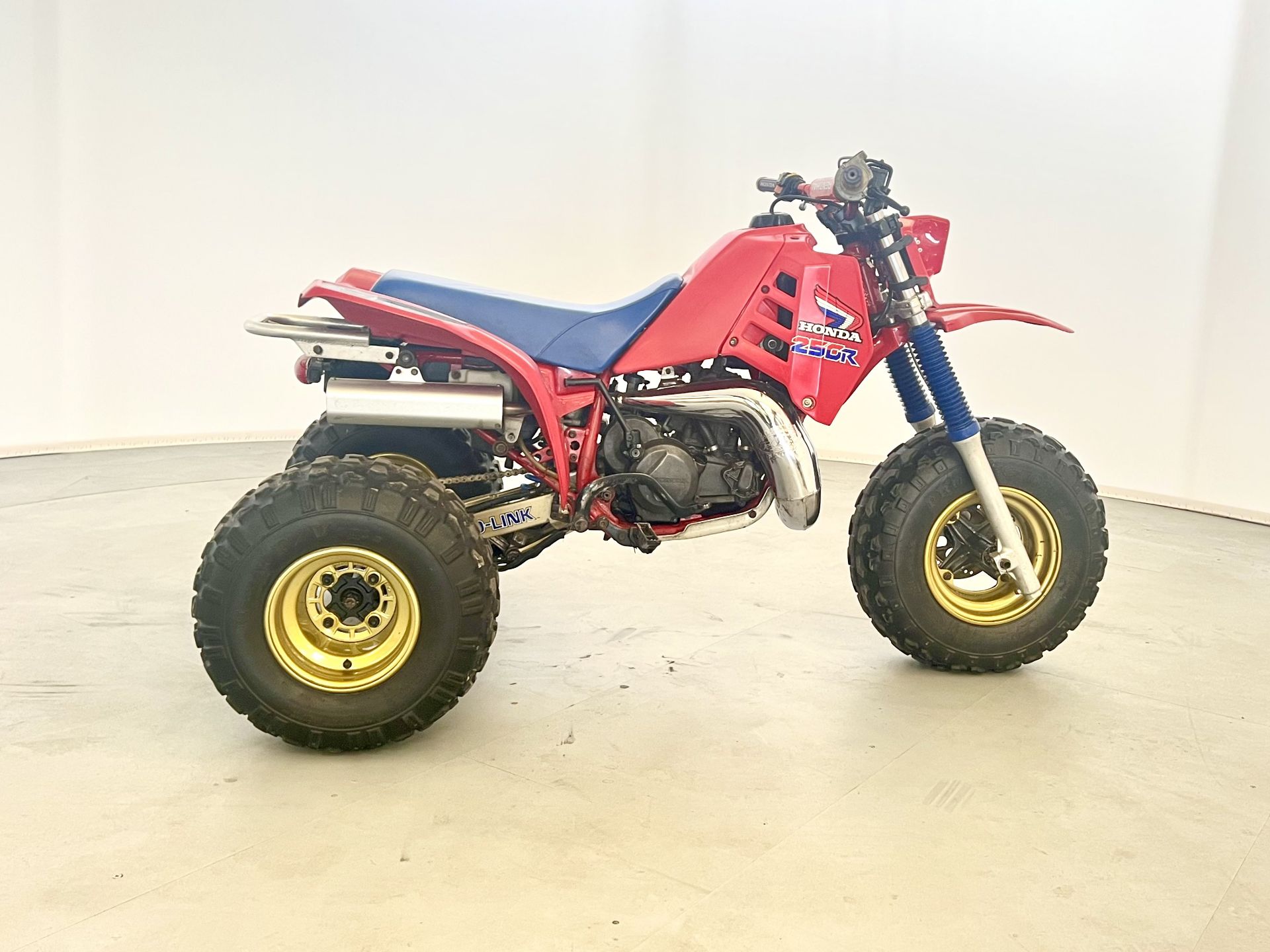 Honda ATC250R - Image 11 of 27