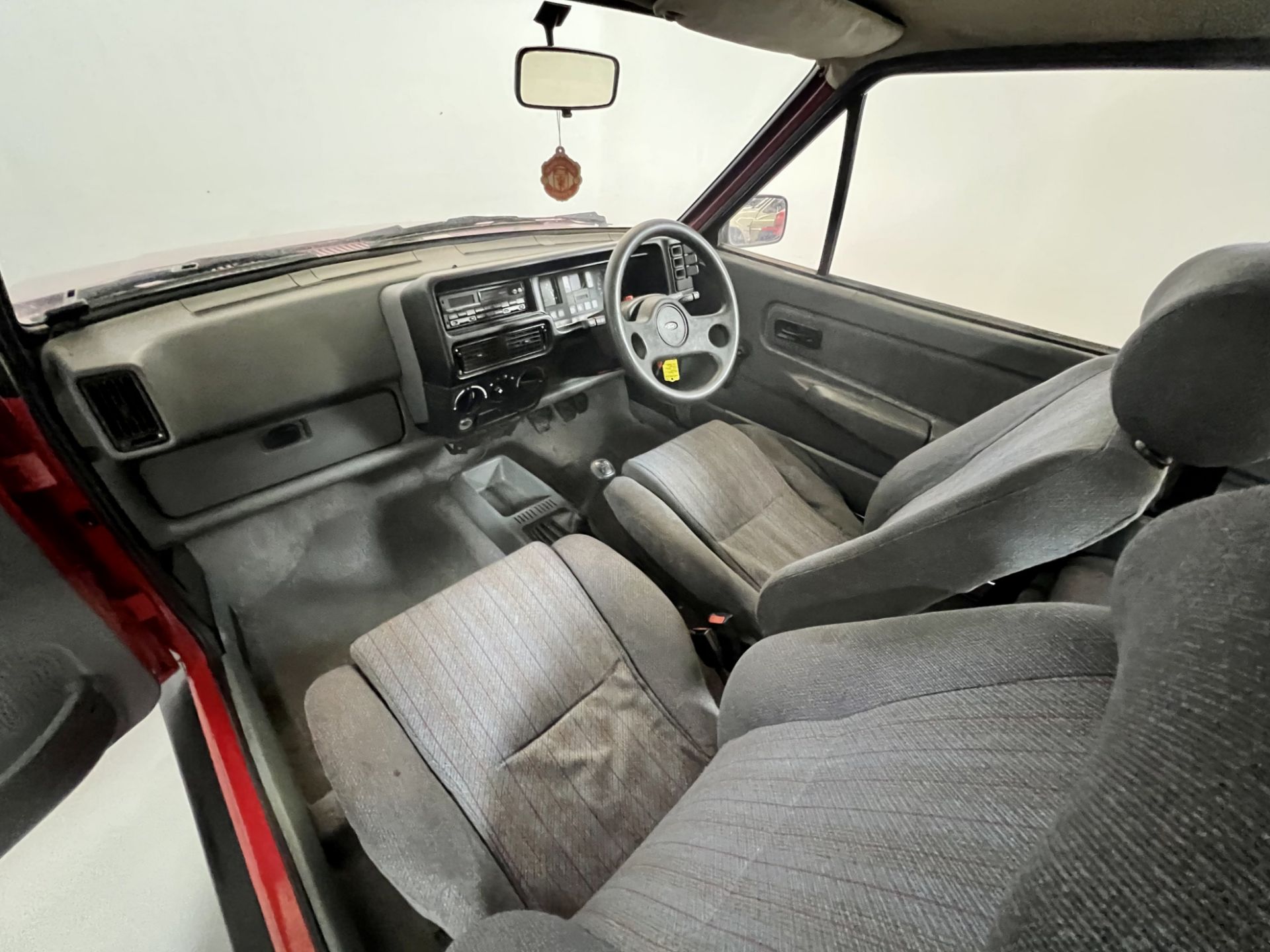 Ford Fiesta XR2 Replica - Image 23 of 30