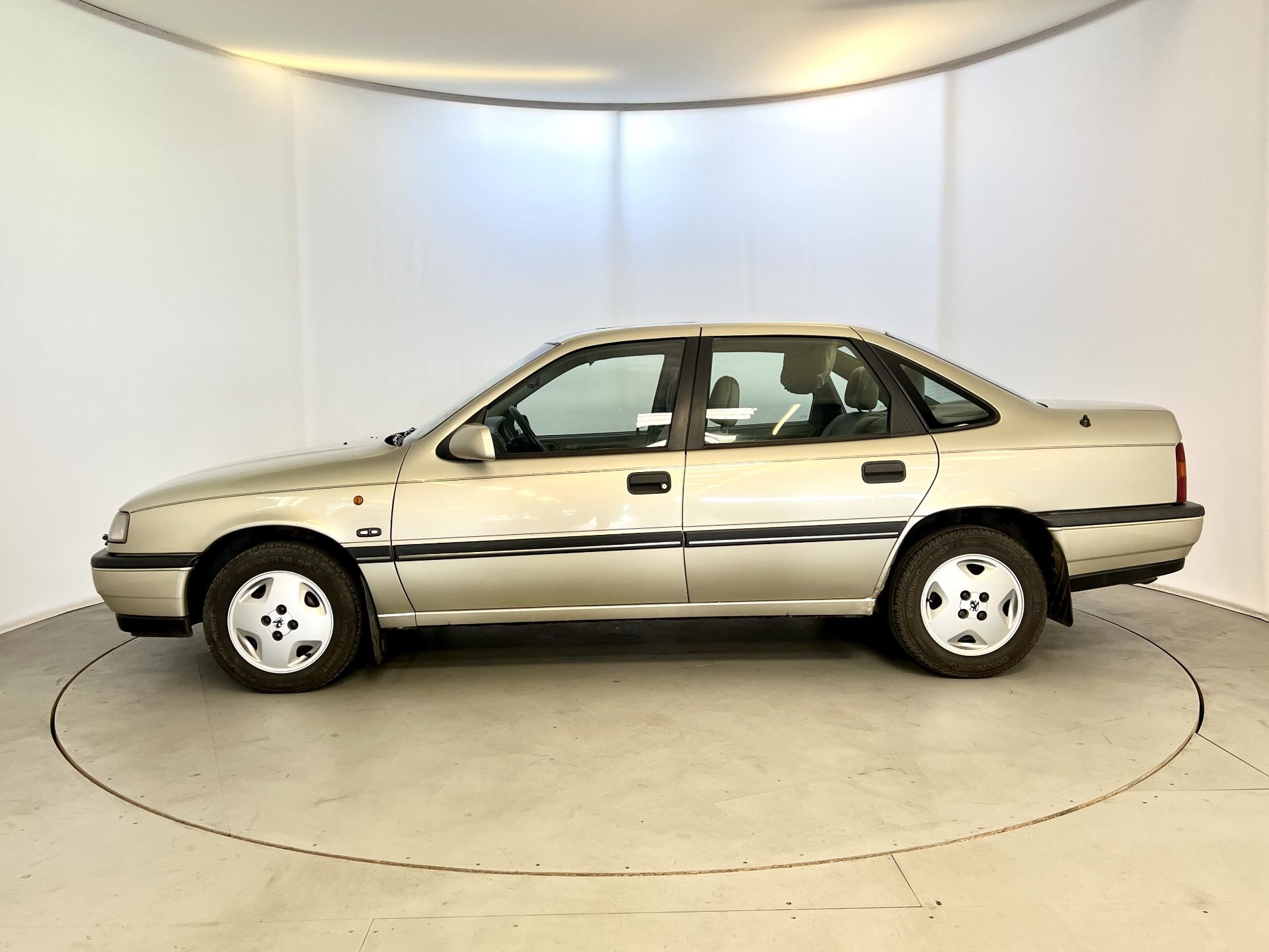 Vauxhall Cavalier - Image 5 of 33