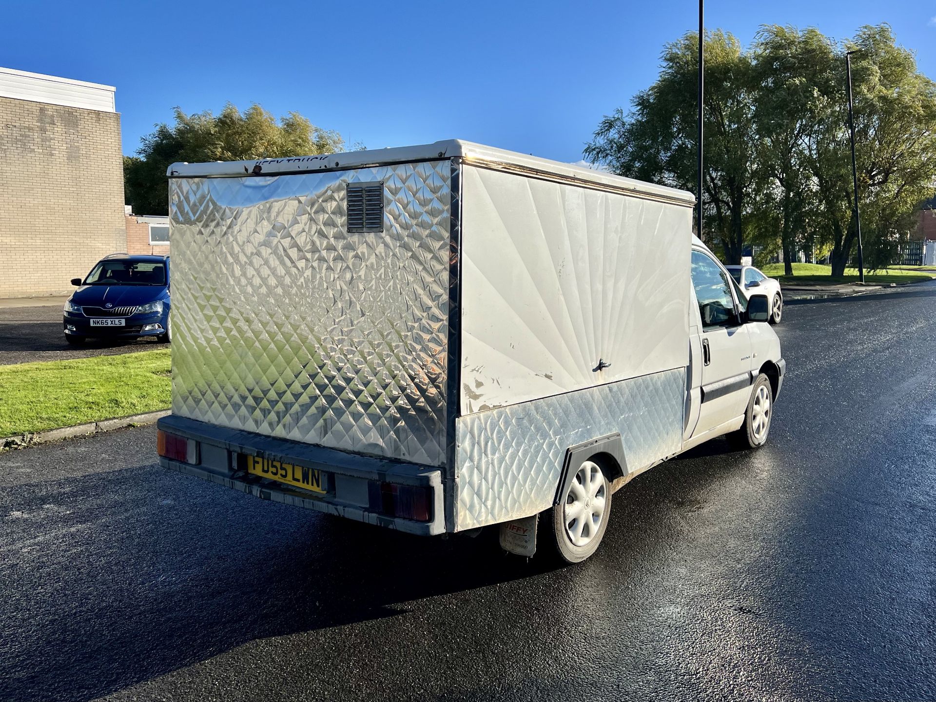 Citroen Dispatch Catering Van - Image 3 of 18