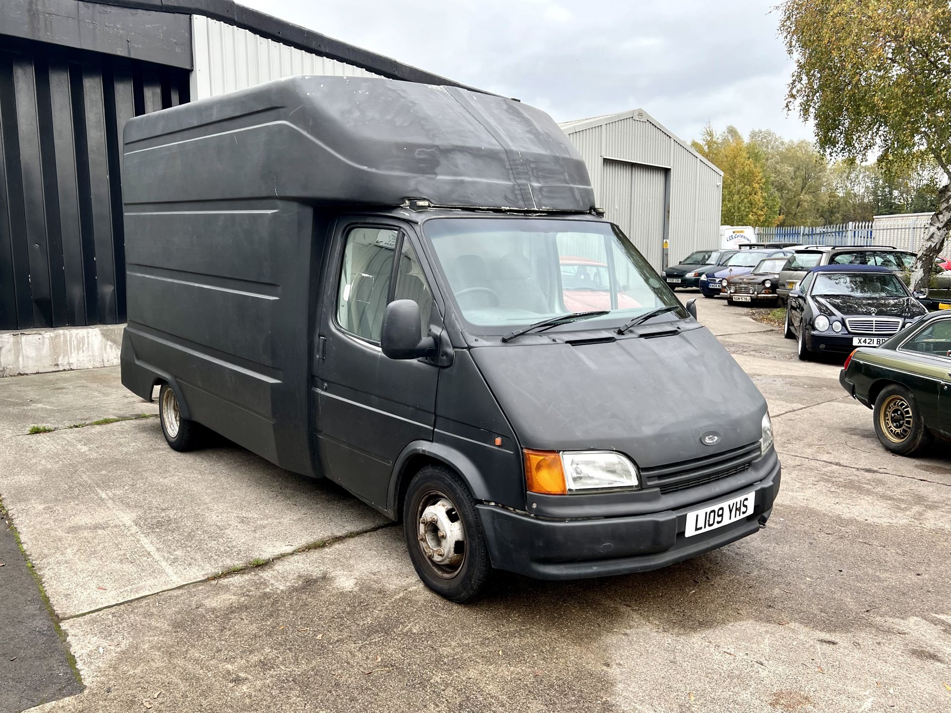 Ford Transit Luton