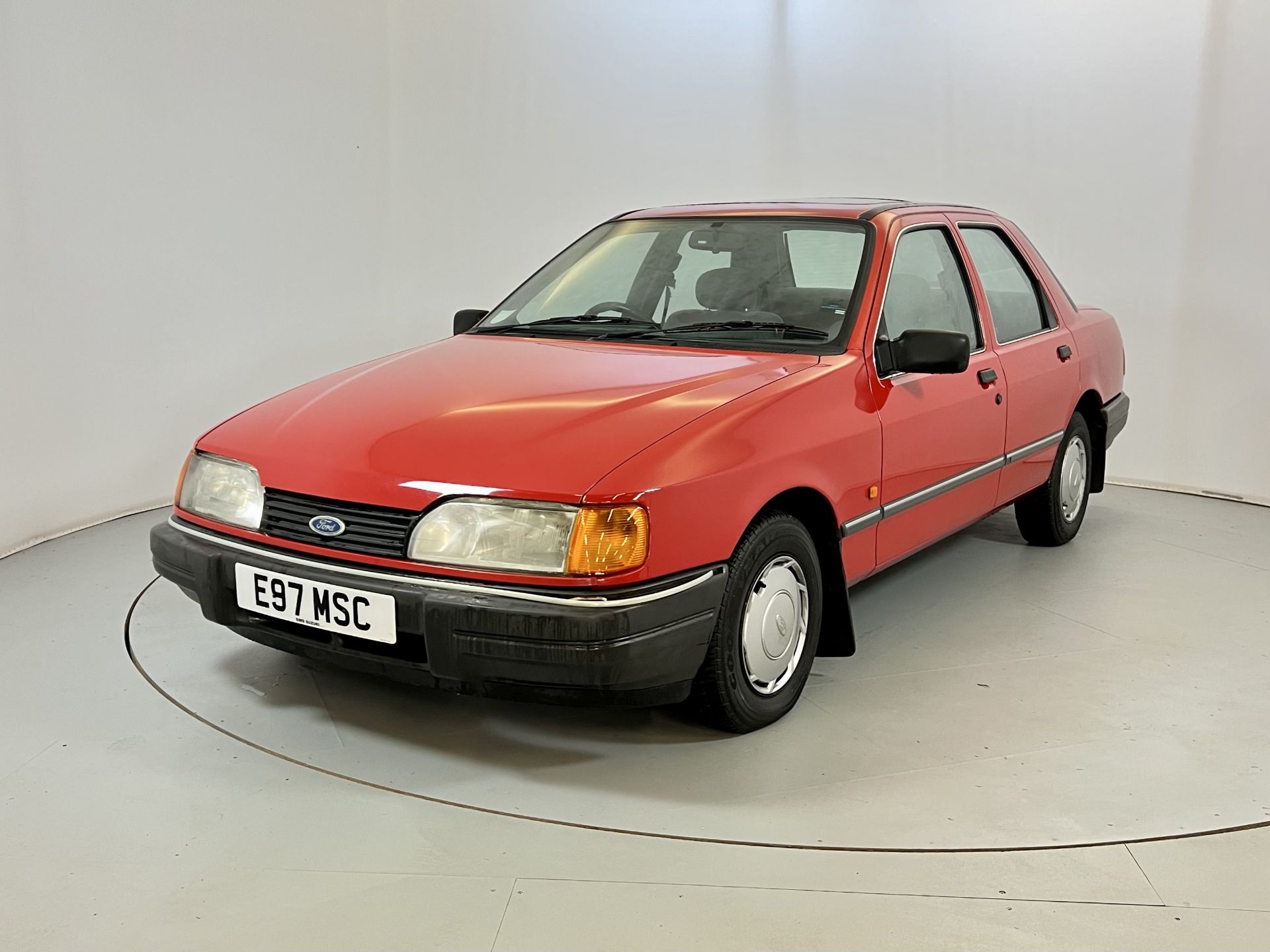 Ford Sierra Sapphire - Image 3 of 34