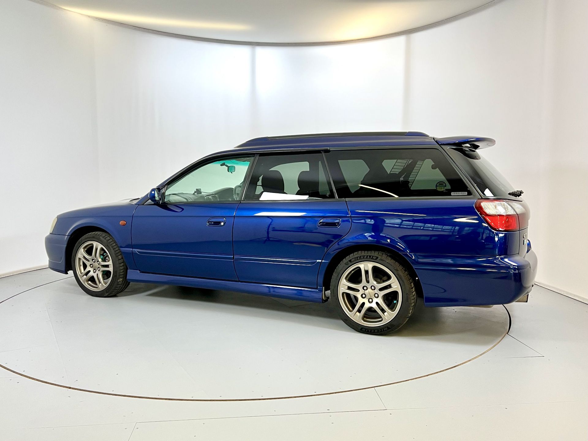 Subaru Legacy GTB E-Tune - Image 6 of 33