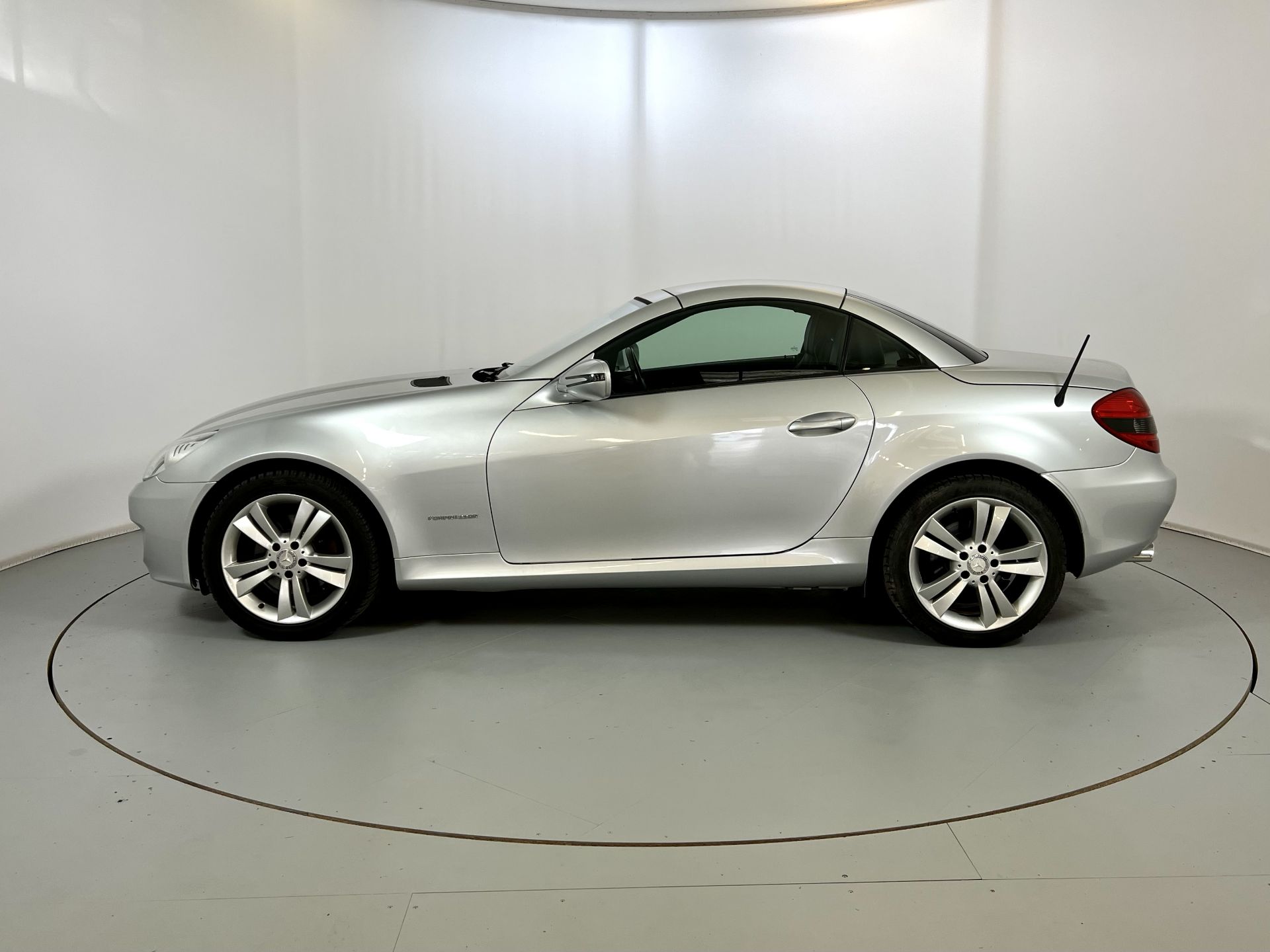 Mercedes-Benz SLK200 - Image 28 of 30