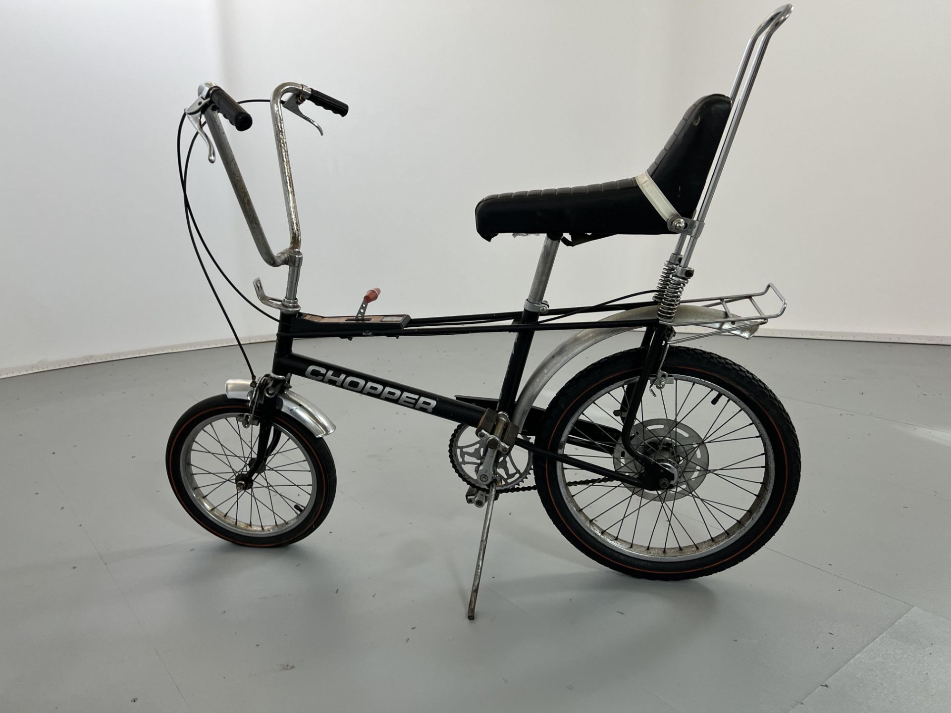 Raleigh Chopper MK2 Prismatic - Image 2 of 8