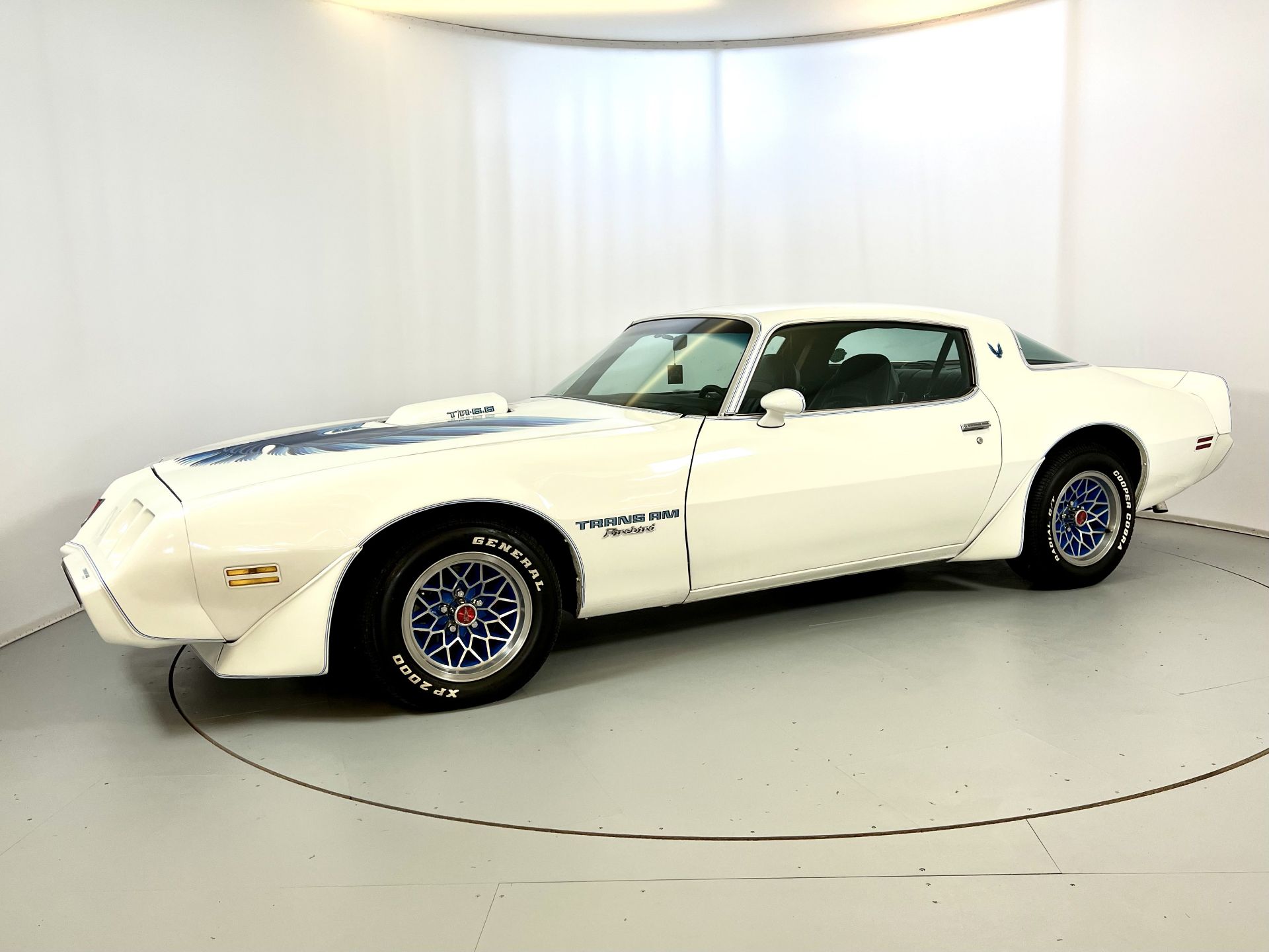 Pontiac Firebird - Trans Am Tribute - Image 4 of 31