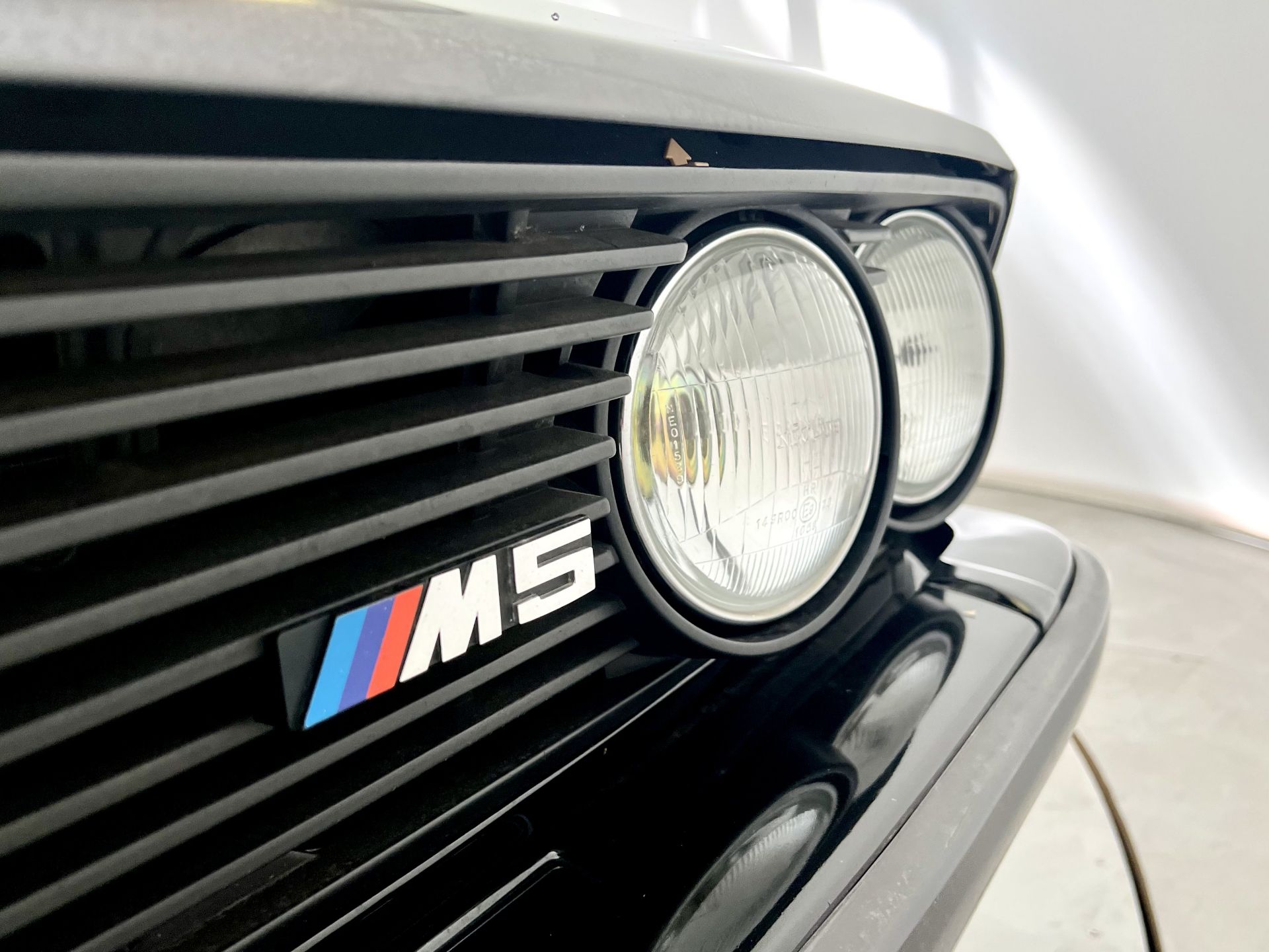 BMW M5 - Image 17 of 41