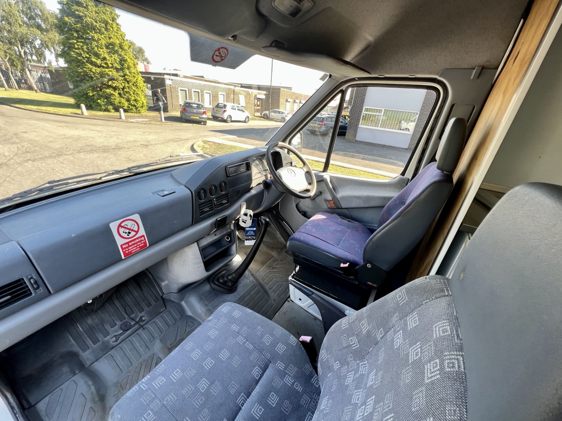 Mercedes-Benz Sprinter Catering Van - Image 17 of 27