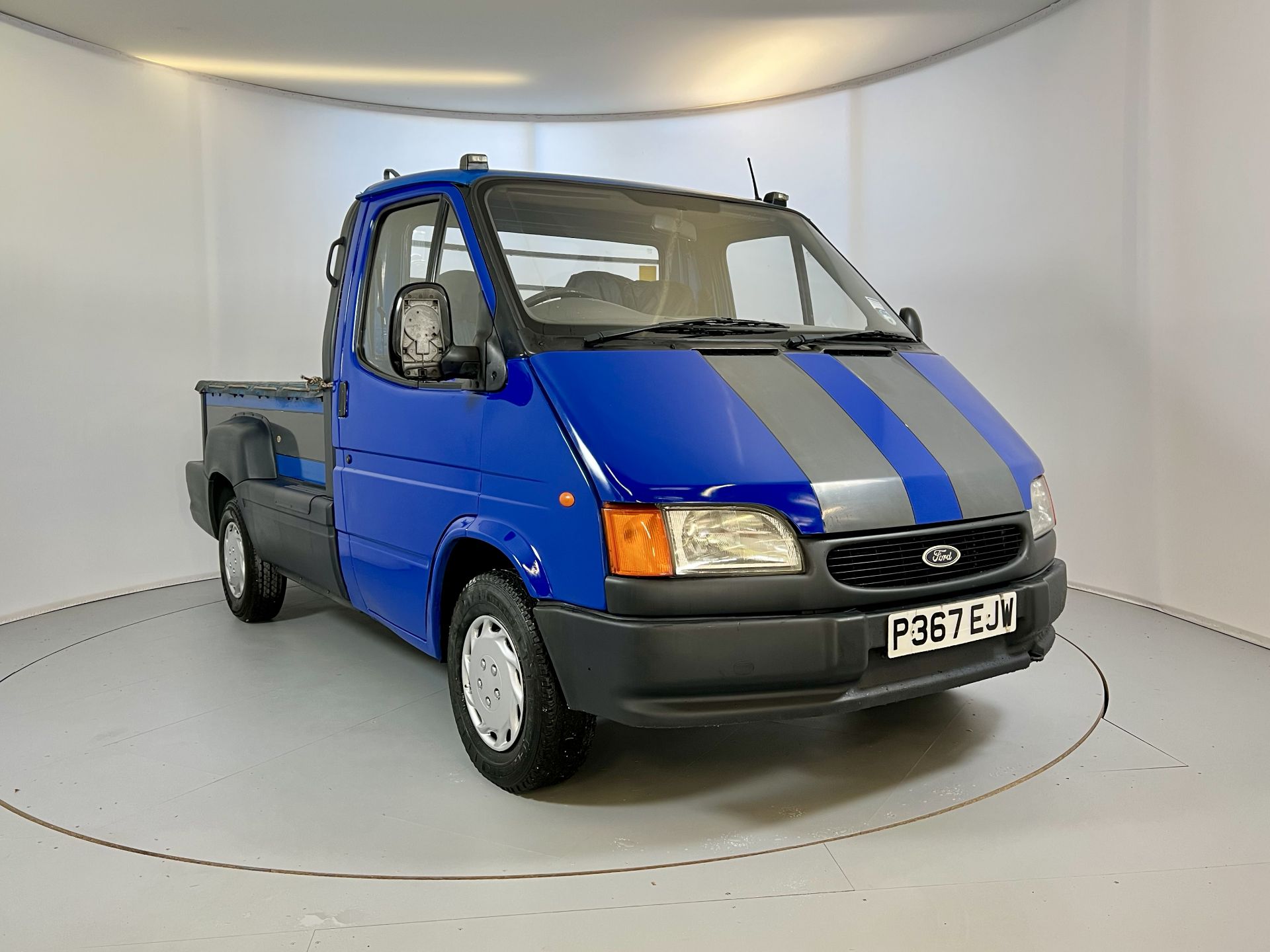 Ford Transit Flareside