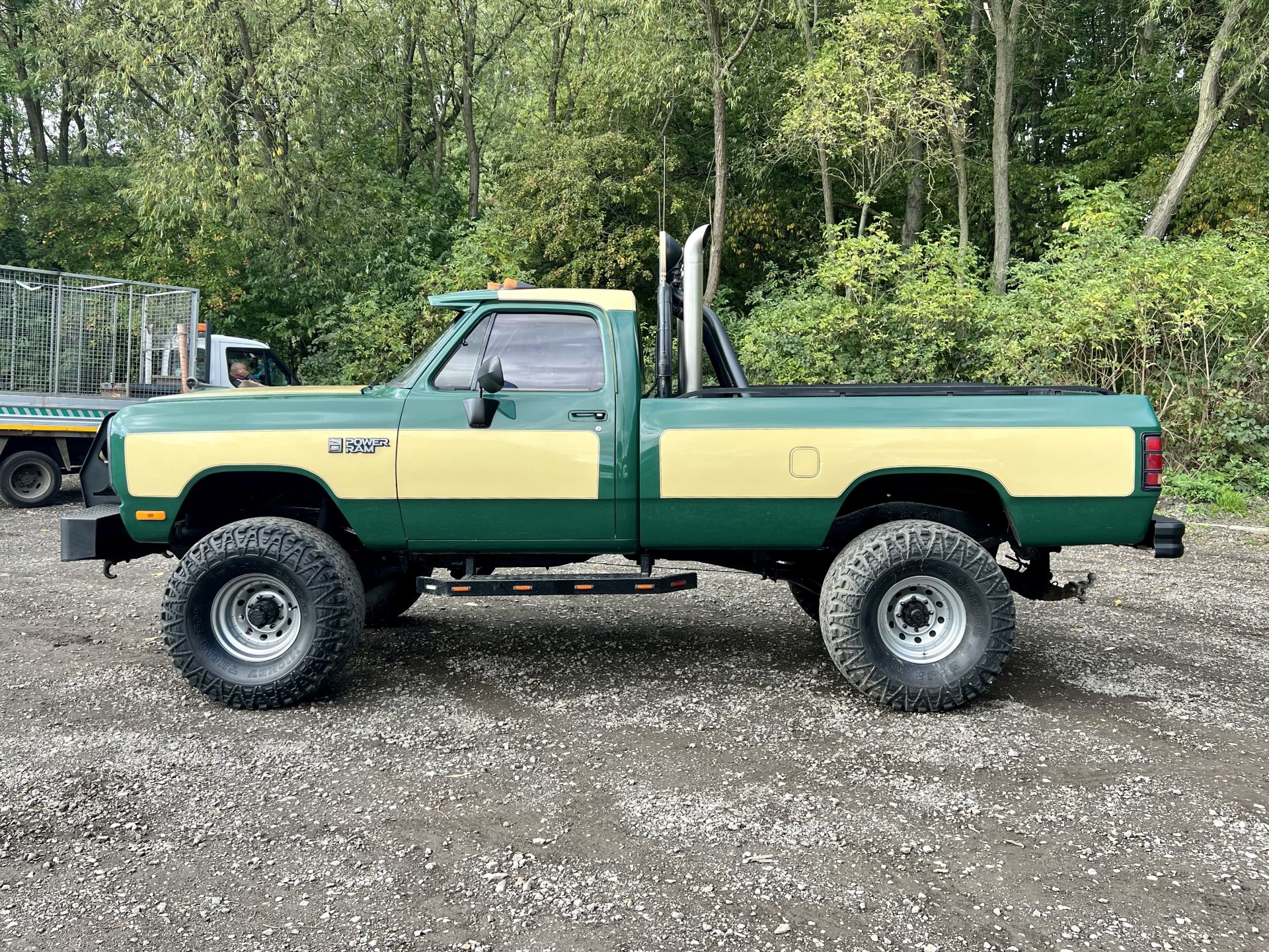 Dodge Ram 350 - Image 6 of 28