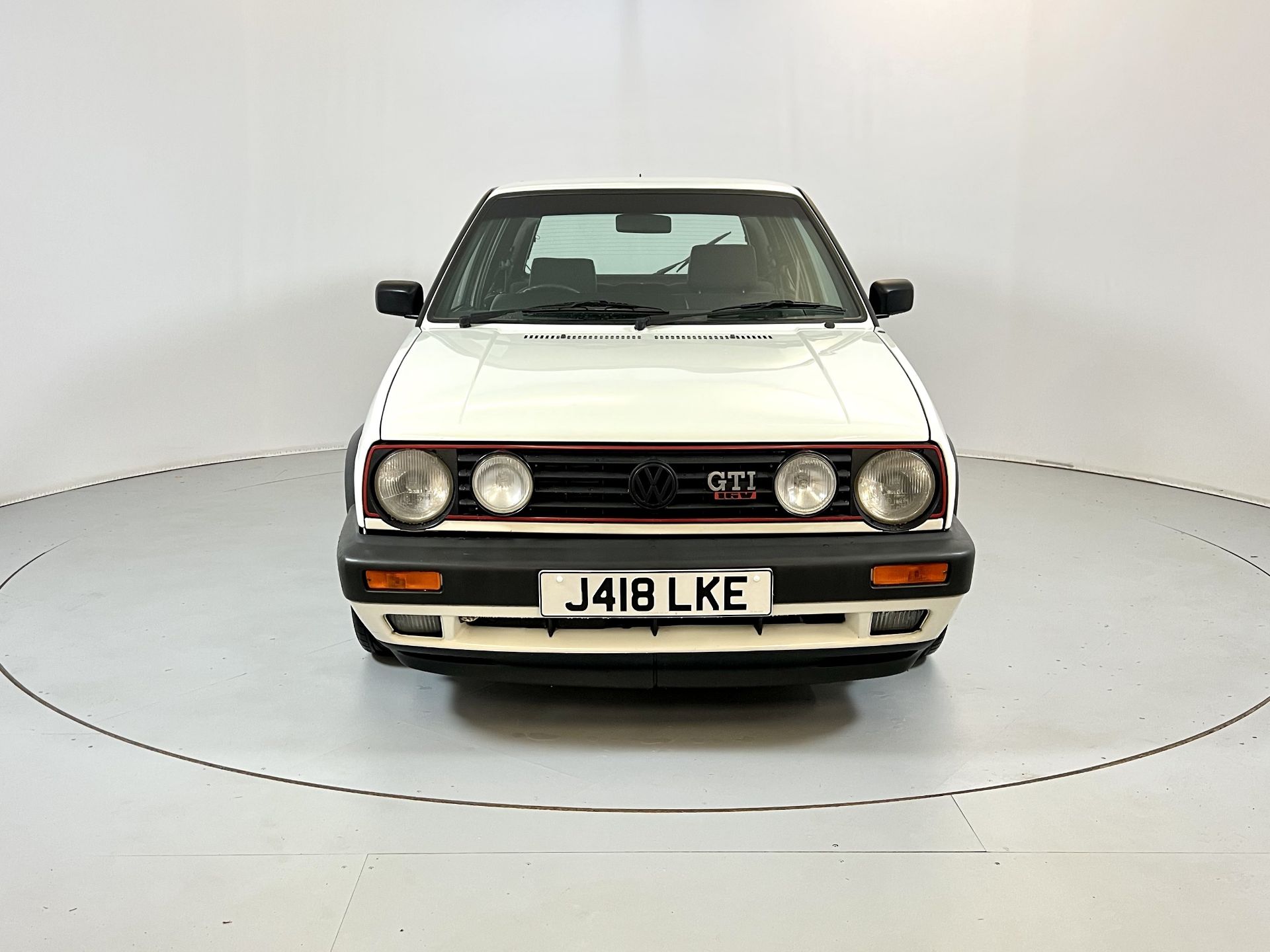 Volkswagen Golf GTI 16V - Image 2 of 28