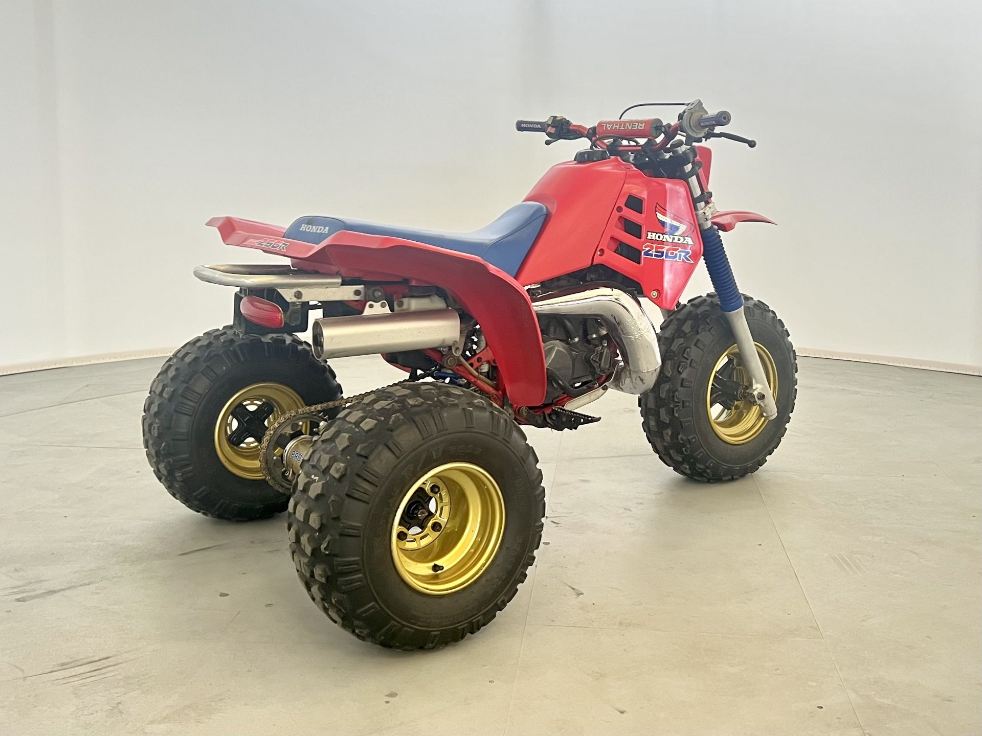 Honda ATC250R - Image 10 of 27