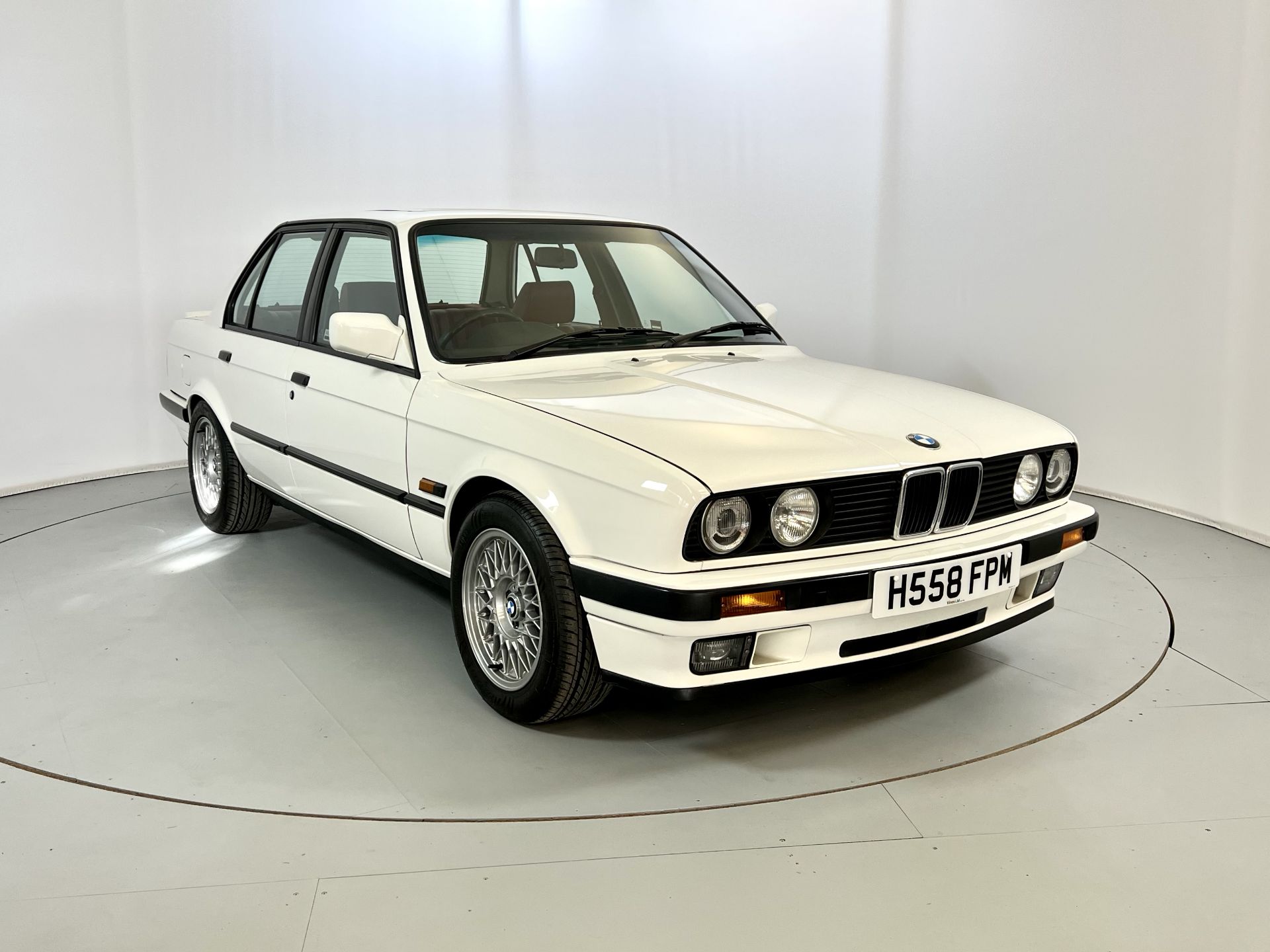 BMW 325i