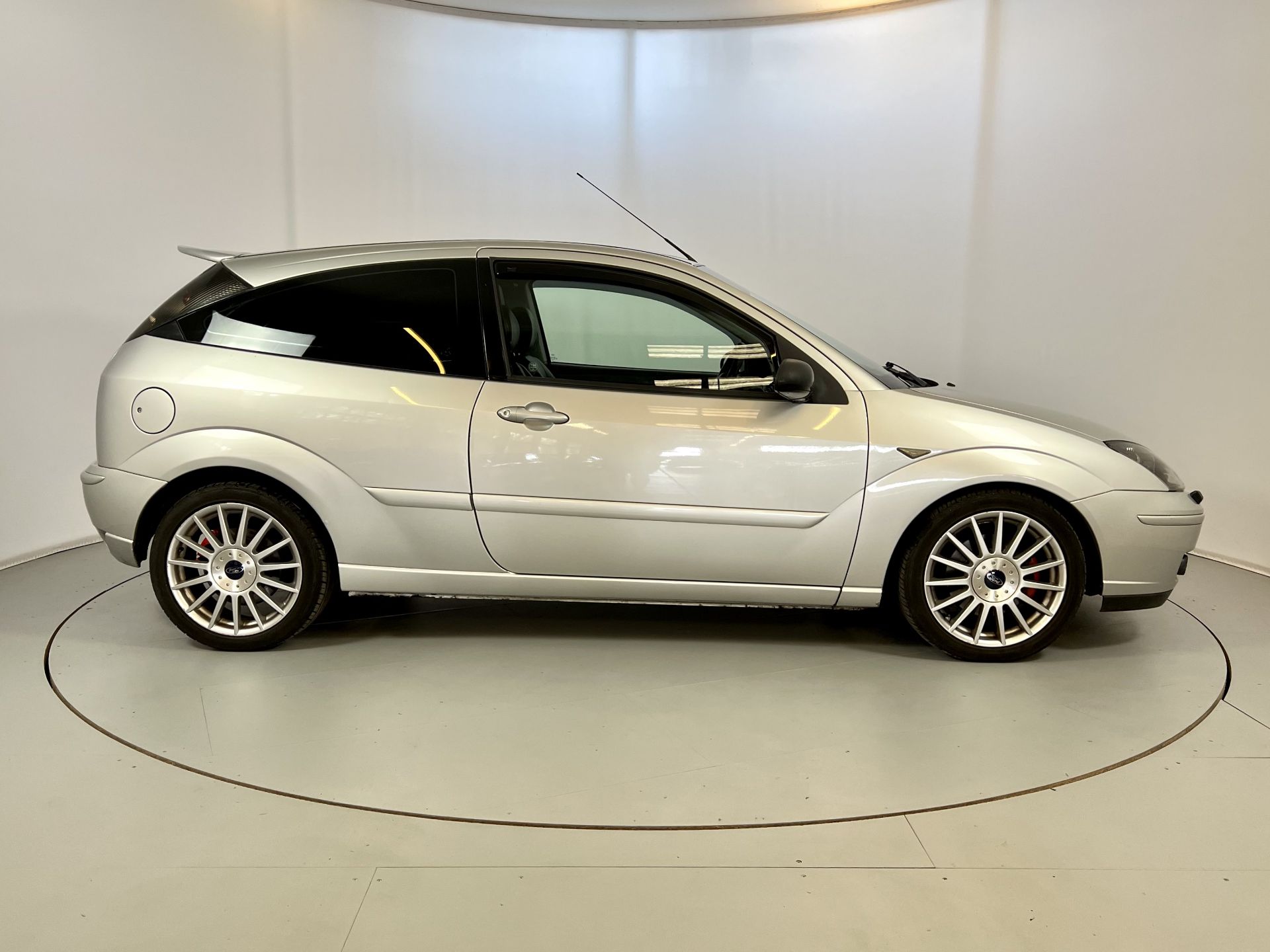 Ford Focus ST170 - Image 11 of 29