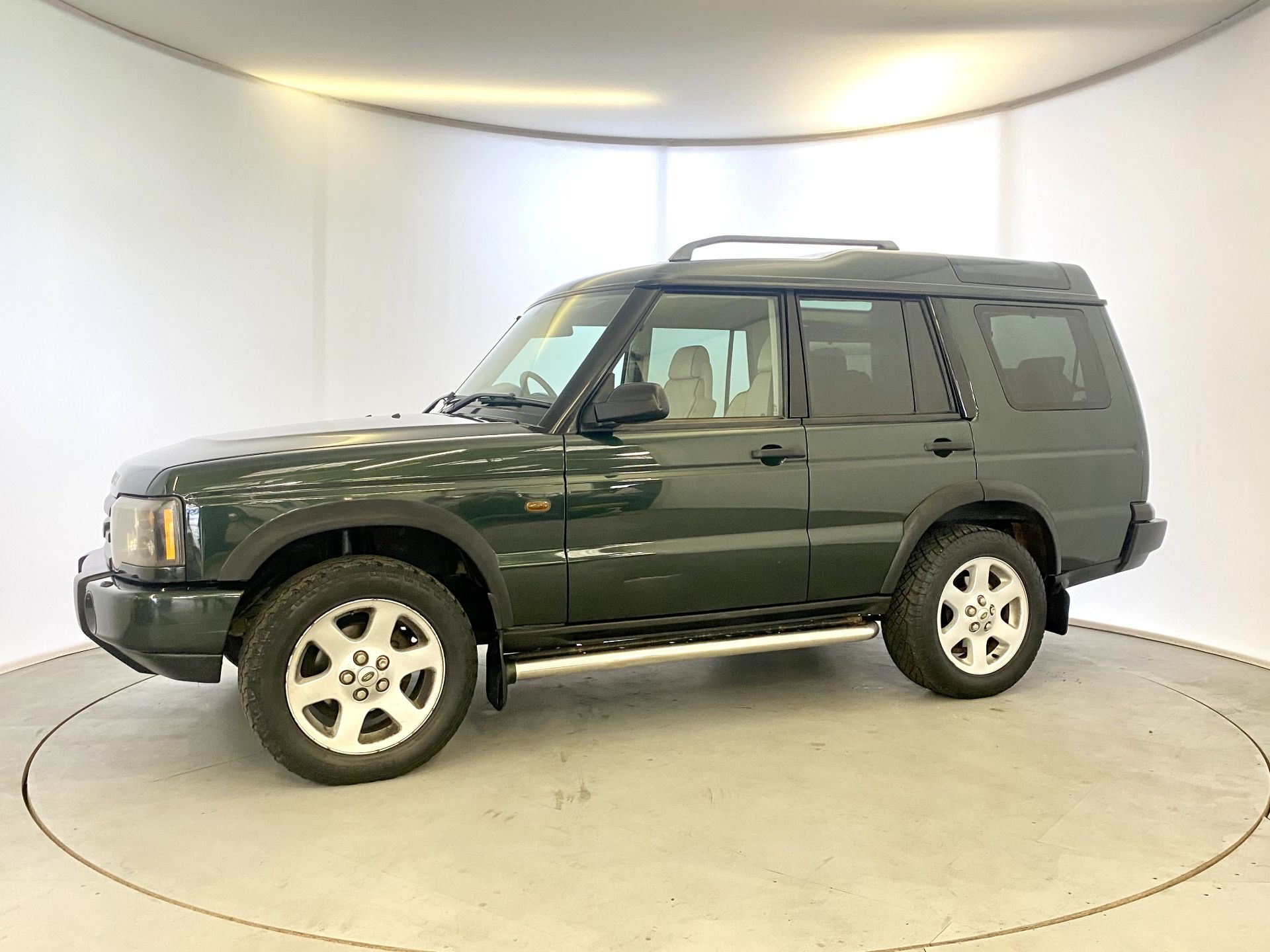 Land Rover Discovery ES TD5 - Image 4 of 32