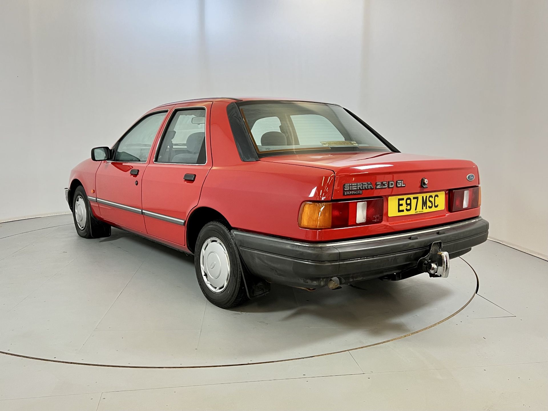 Ford Sierra Sapphire - Image 7 of 34