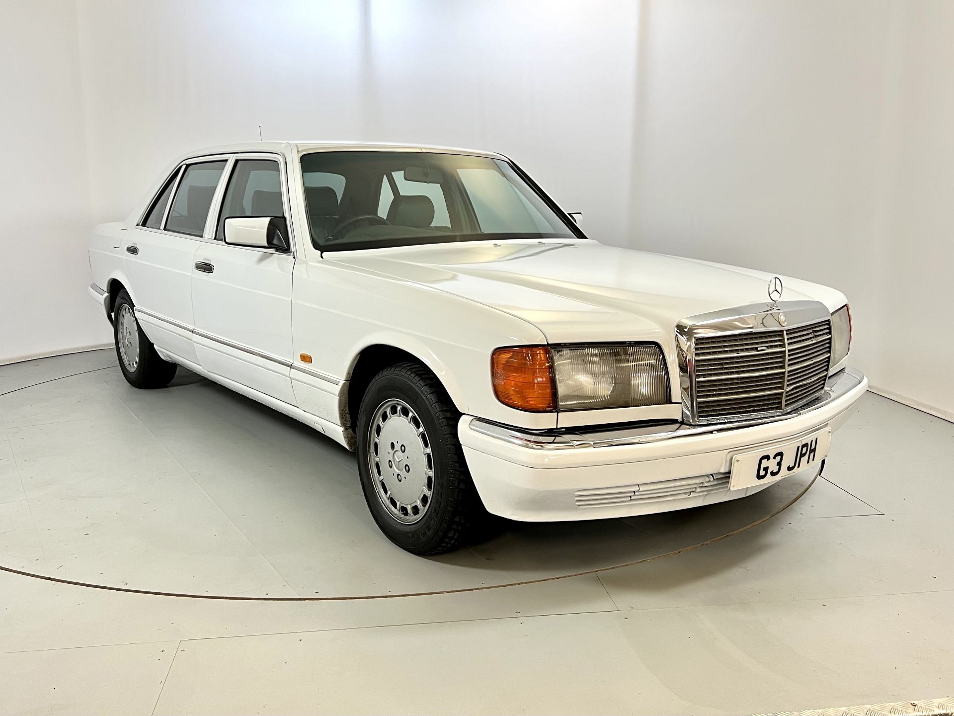 Mercedes 300SEL