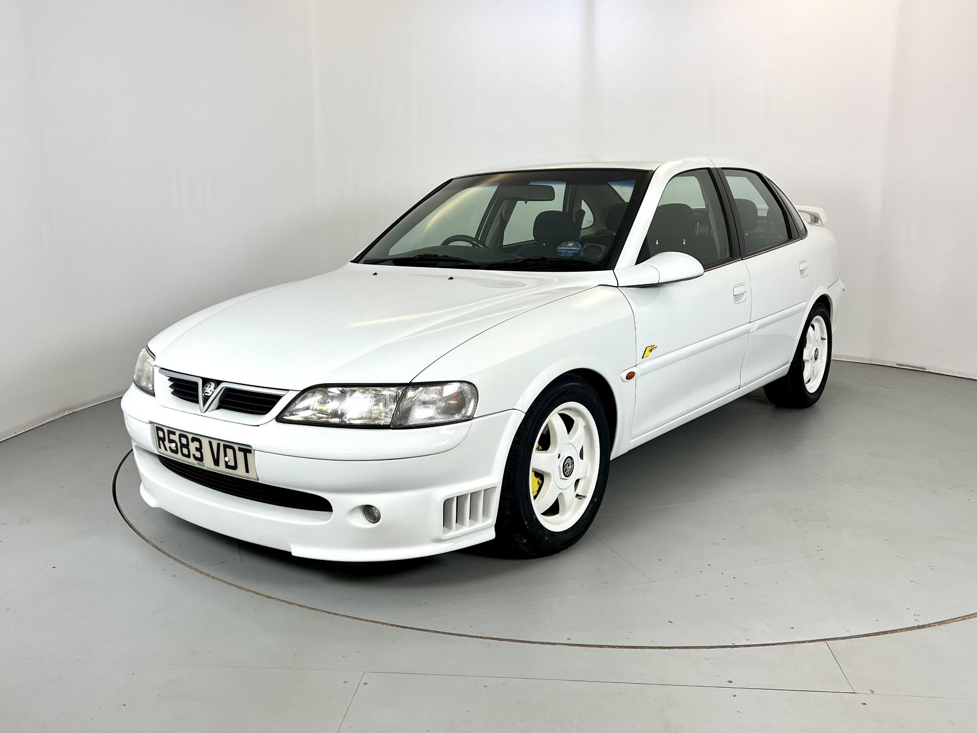Vauxhall Vectra Supertouring - Image 3 of 36