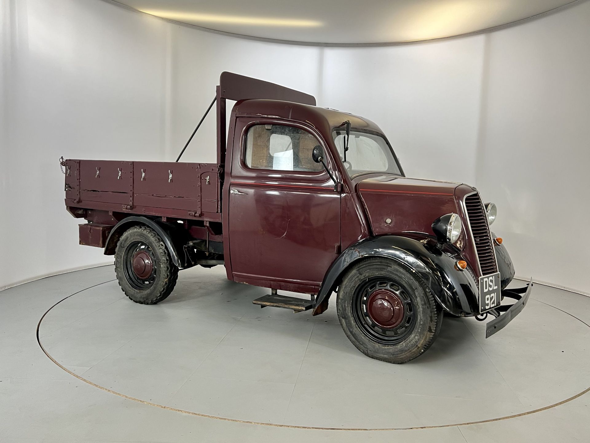 Ford Thames 10CWT Pick Up - Image 12 of 26