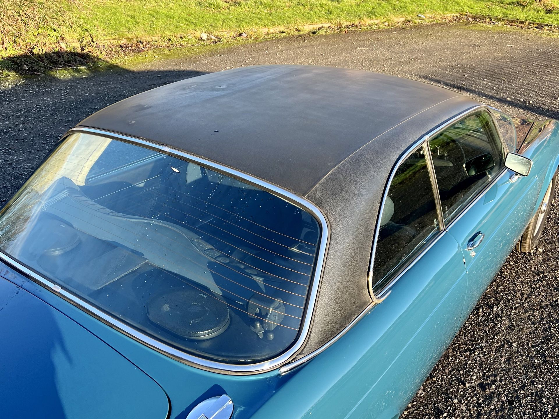 Daimler Sovereign Coupe 4.2 - Image 15 of 28