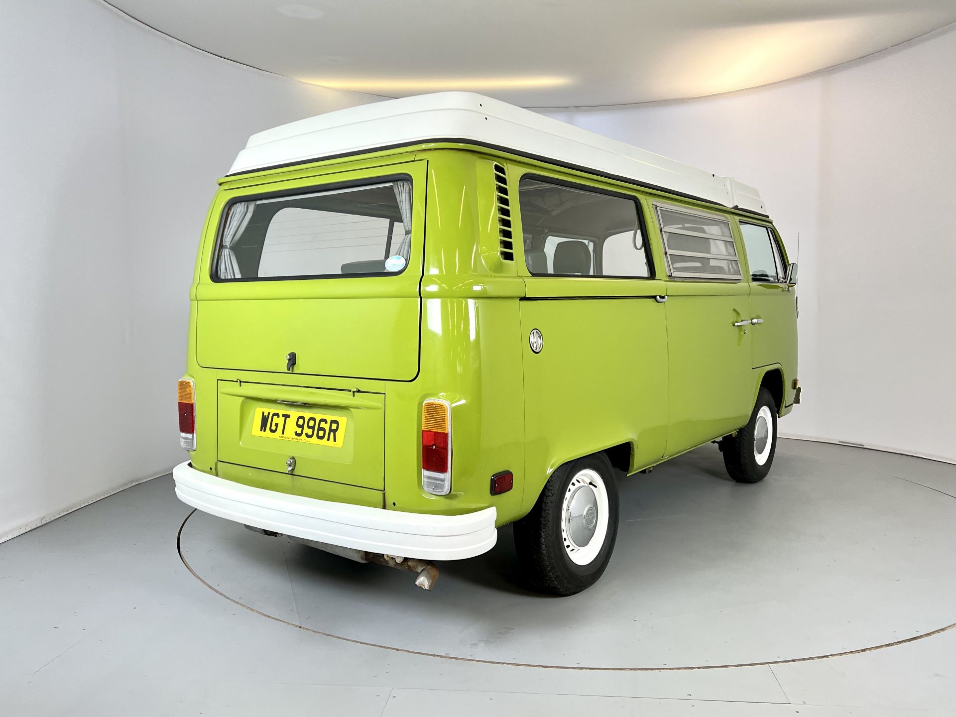 Volkswagen T2 Camper - Image 9 of 33