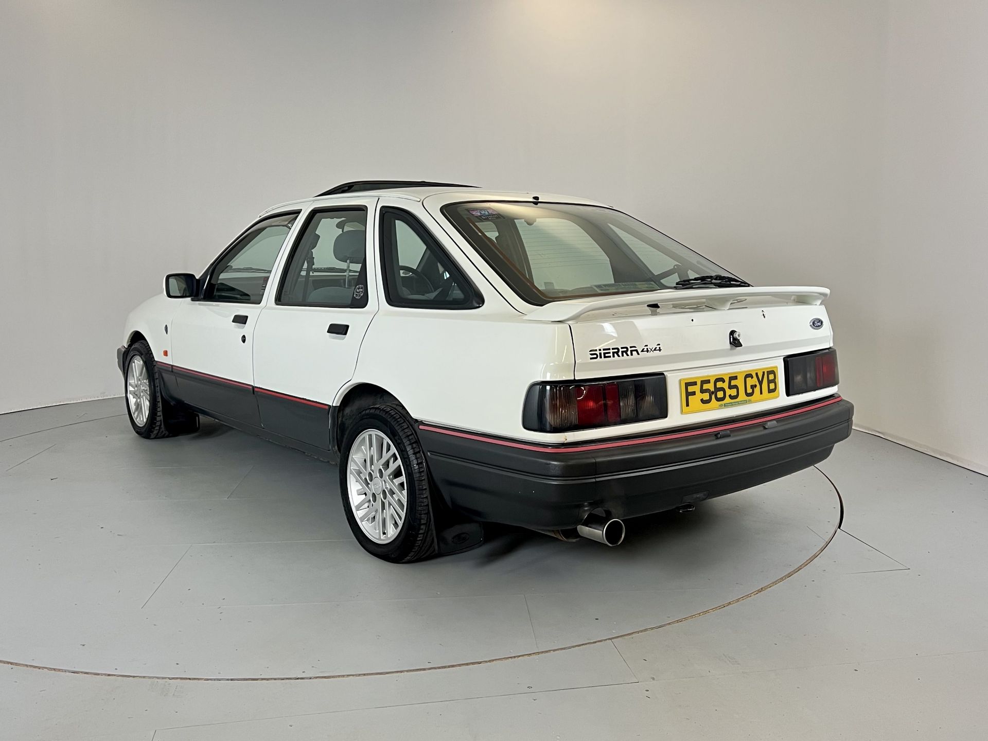 Ford Sierra 2.9 GLS 4X4 - Image 7 of 34