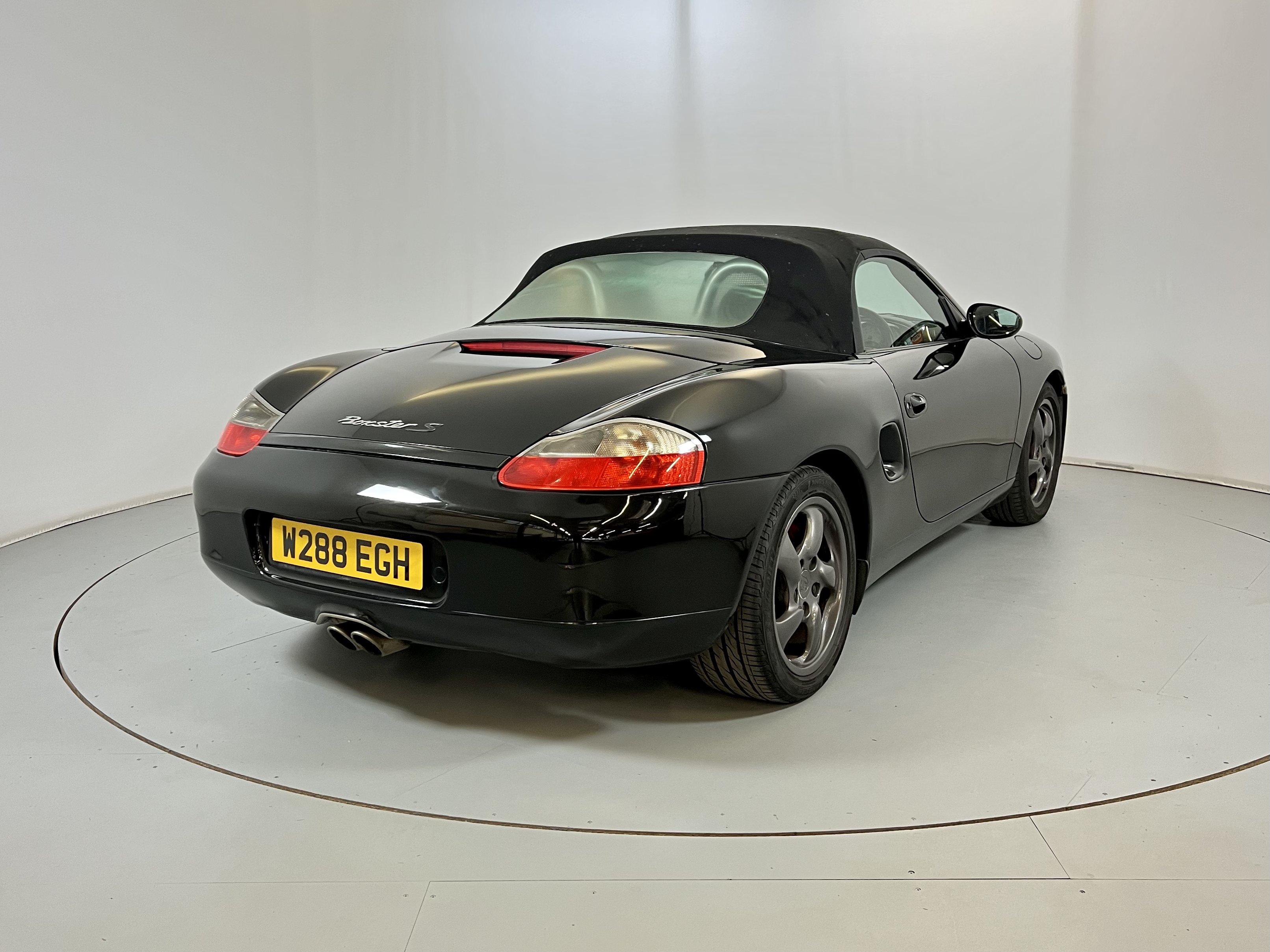 Porsche Boxster - Image 9 of 28