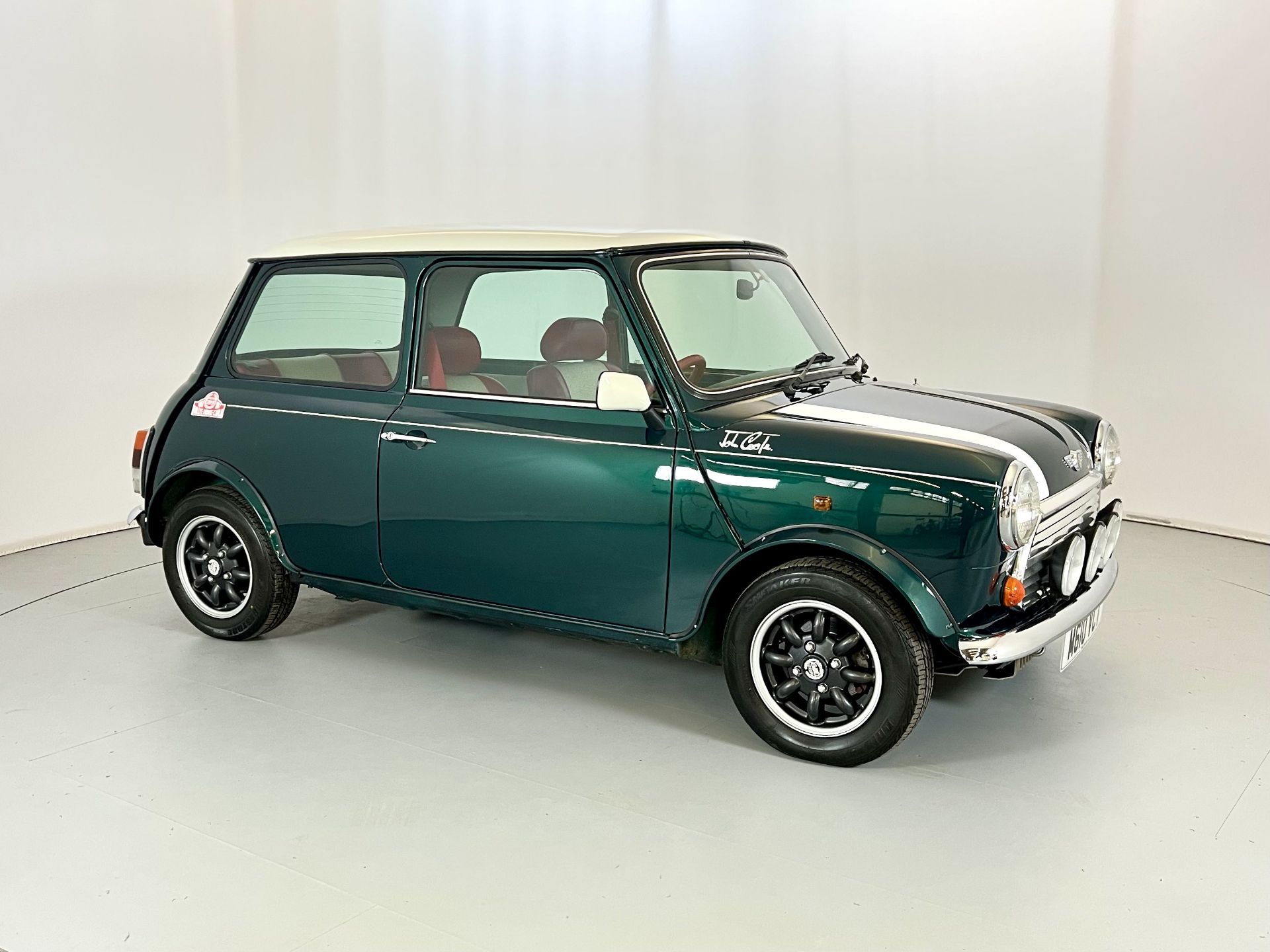 Mini Monte Carlo - Image 12 of 31