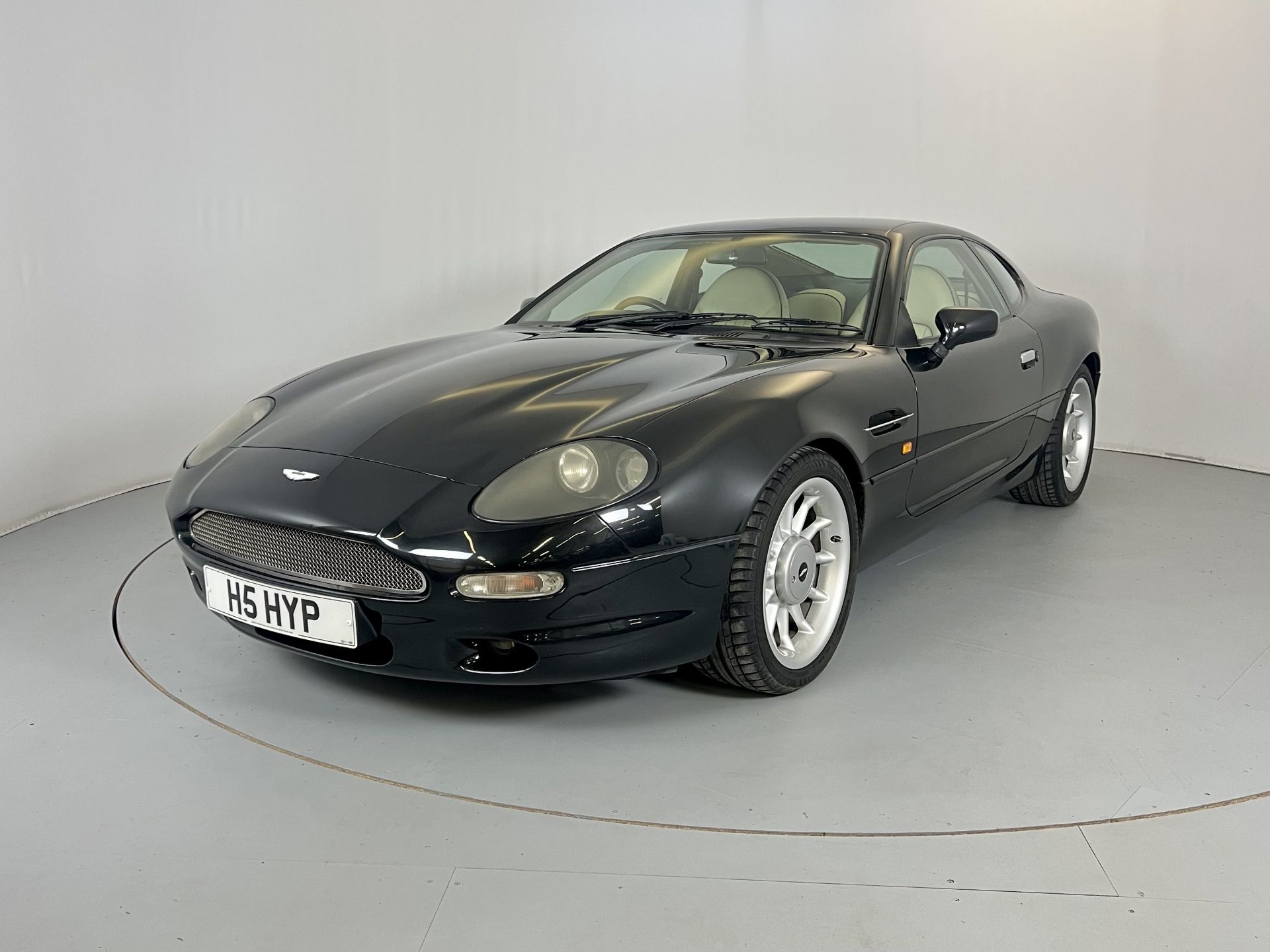 Aston Martin DB7 - Image 3 of 29