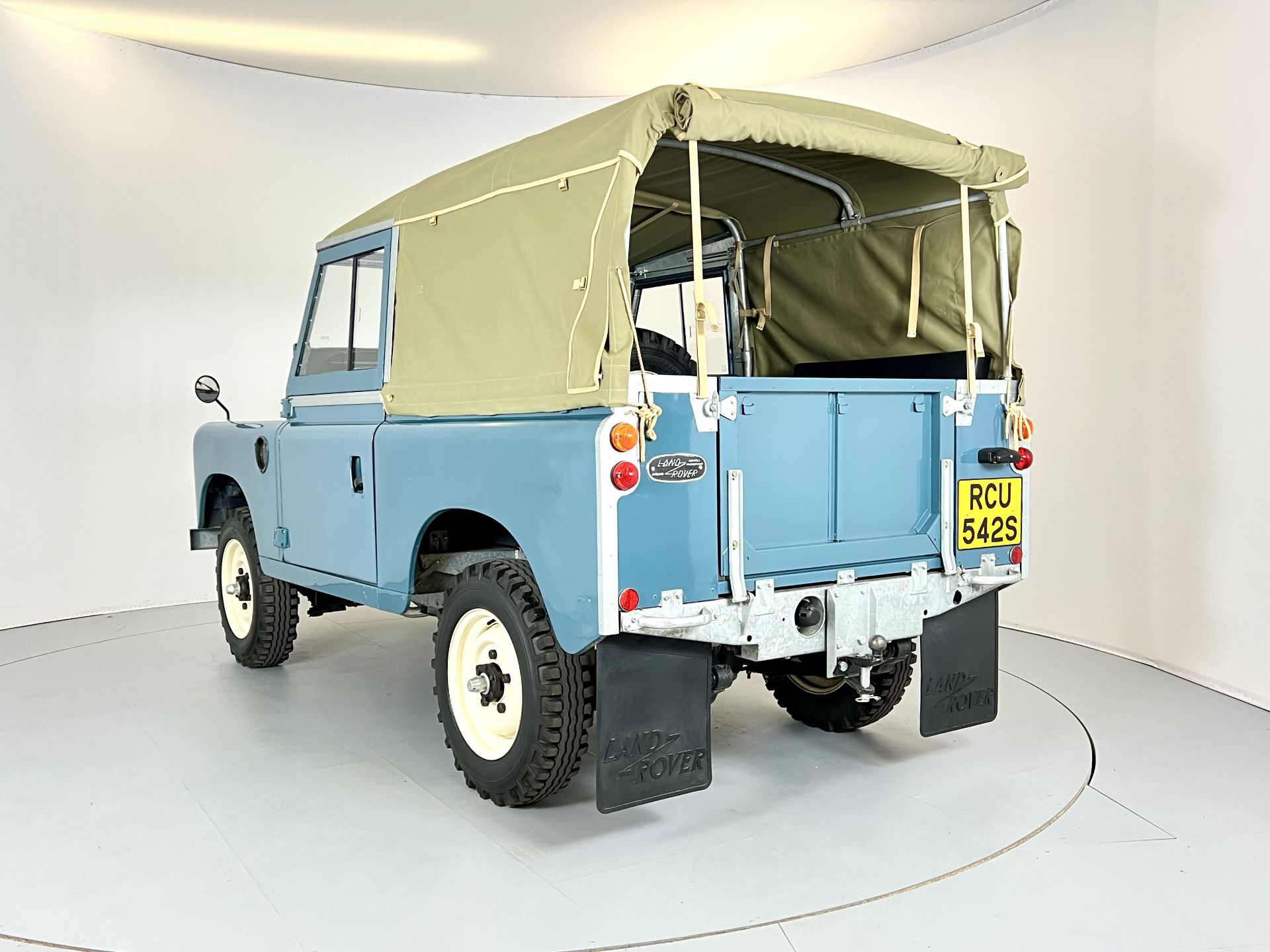 Land Rover Series 3 - Image 7 of 43