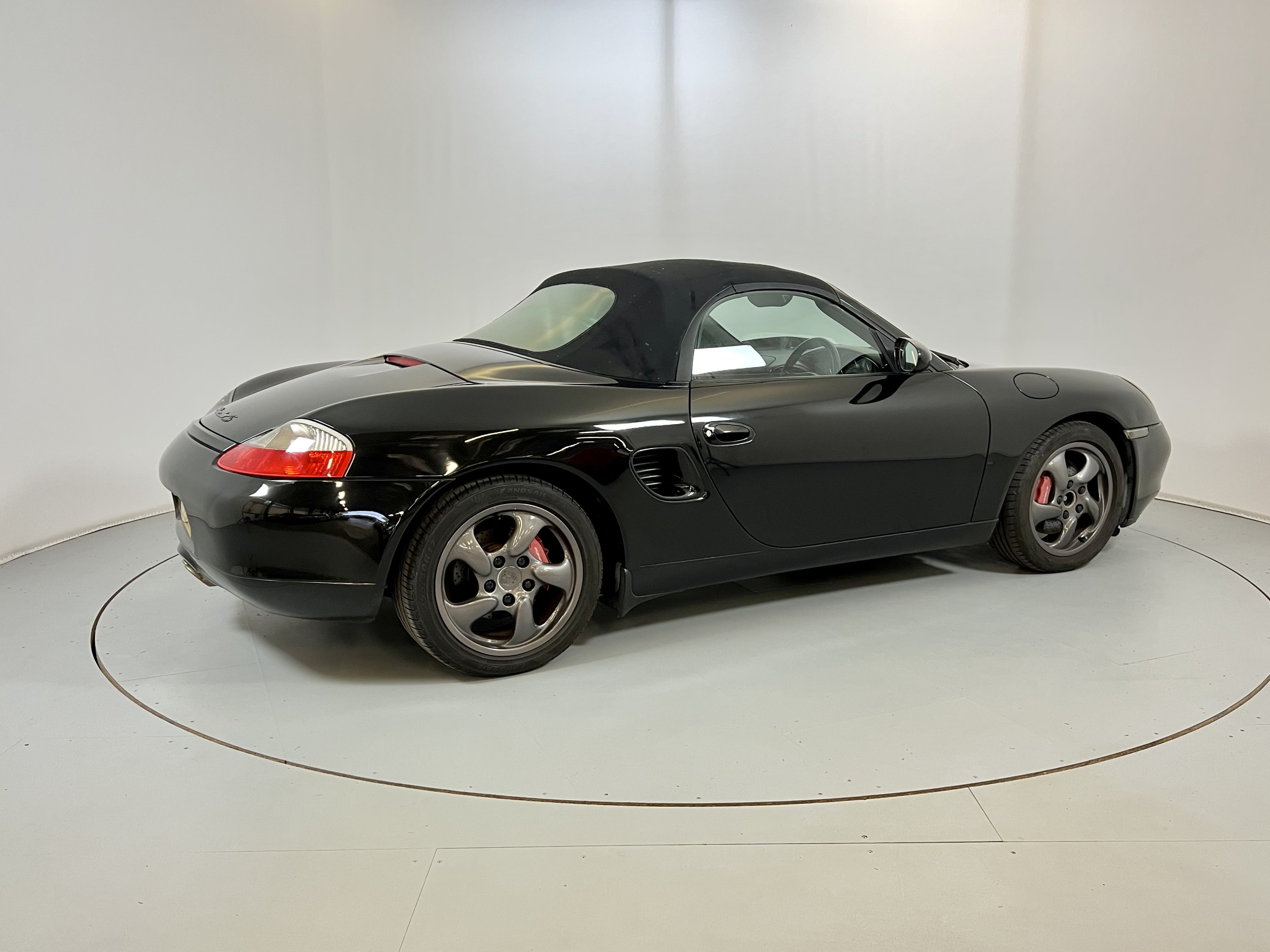 Porsche Boxster - Image 10 of 28